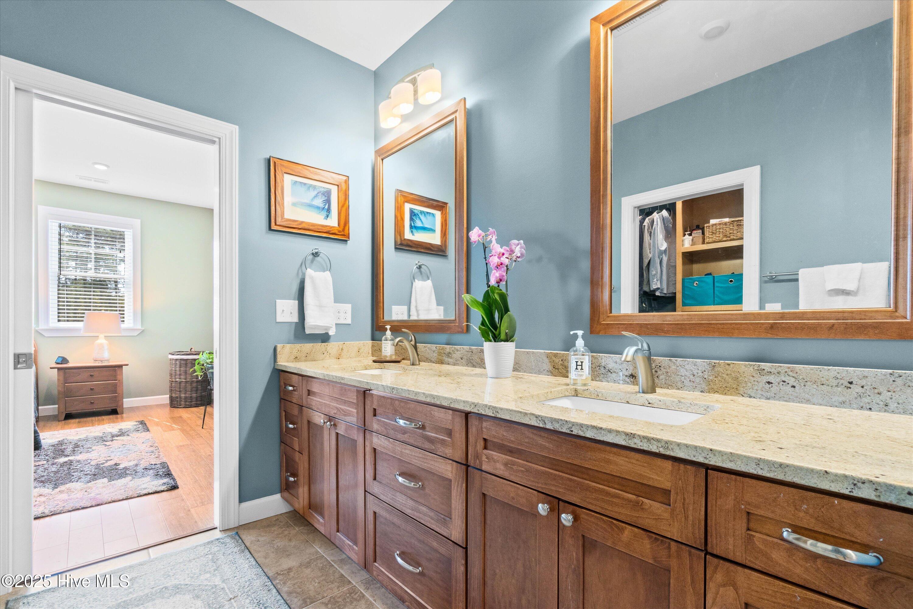 1990 Harbor Drive Property Photo 34