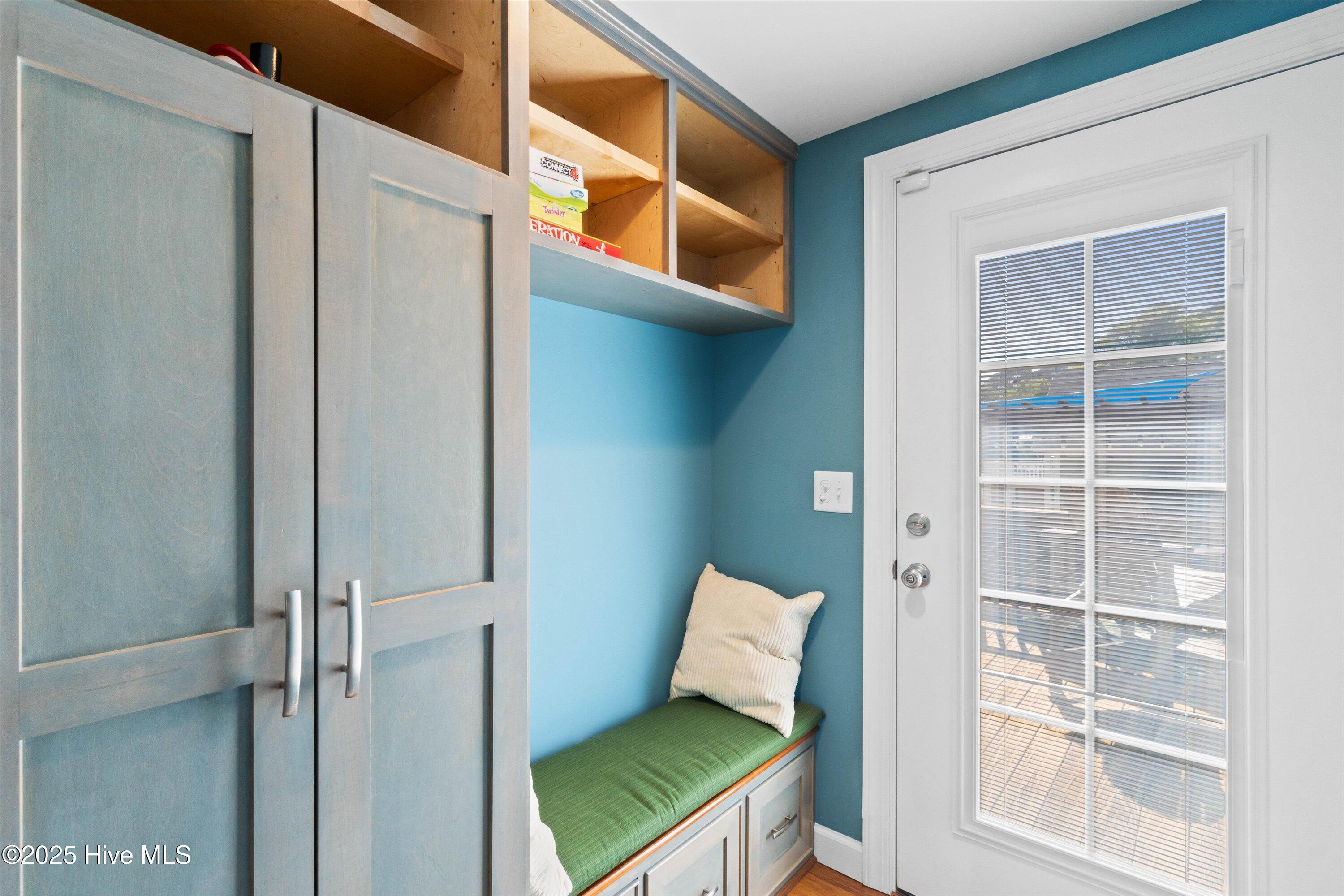 1990 Harbor Drive Property Photo 47