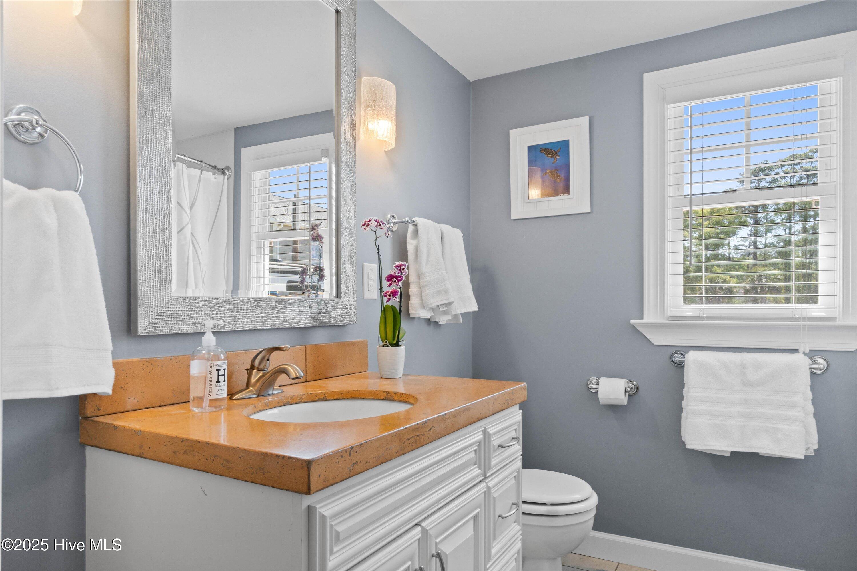 1990 Harbor Drive Property Photo 49