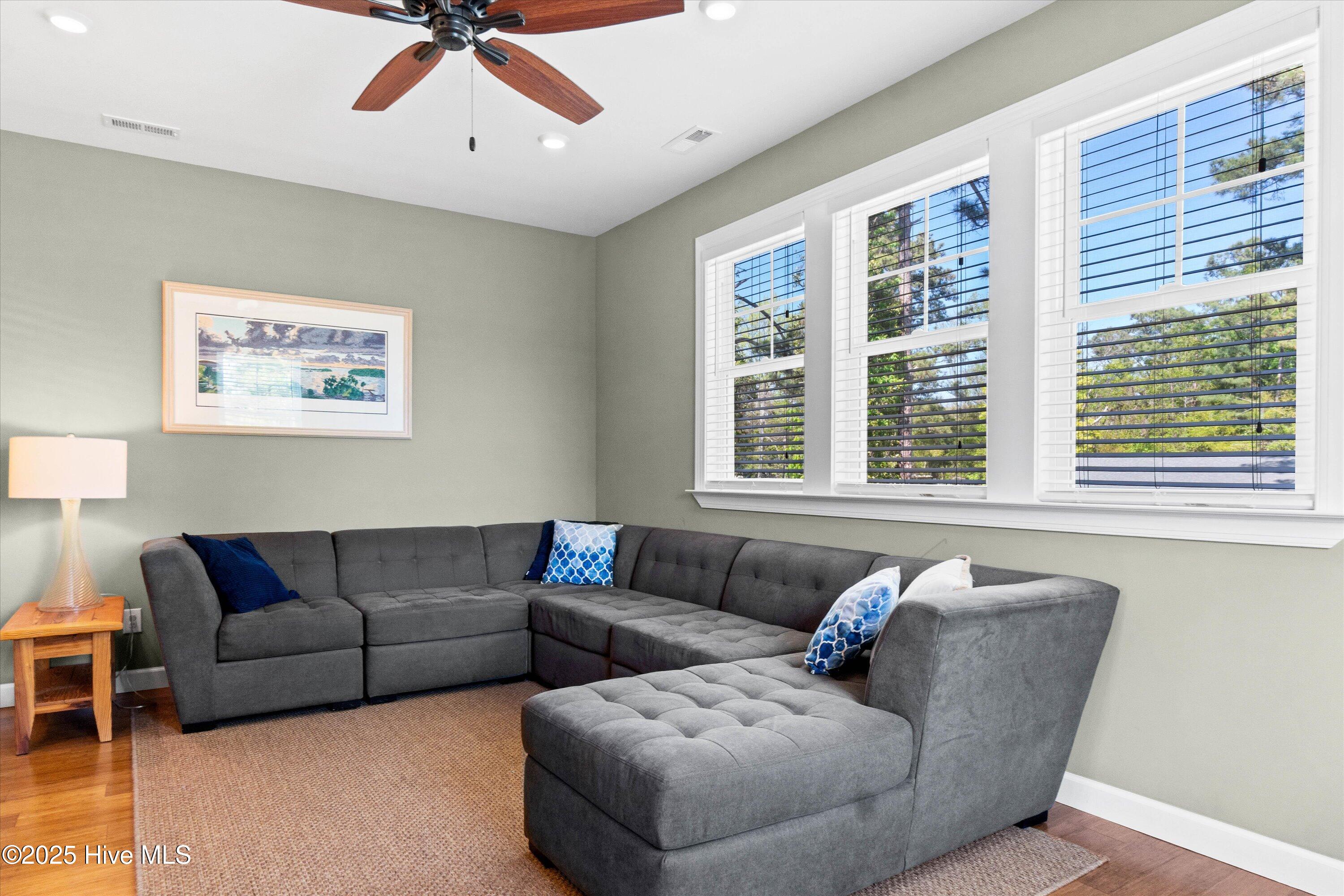 1990 Harbor Drive Property Photo 52