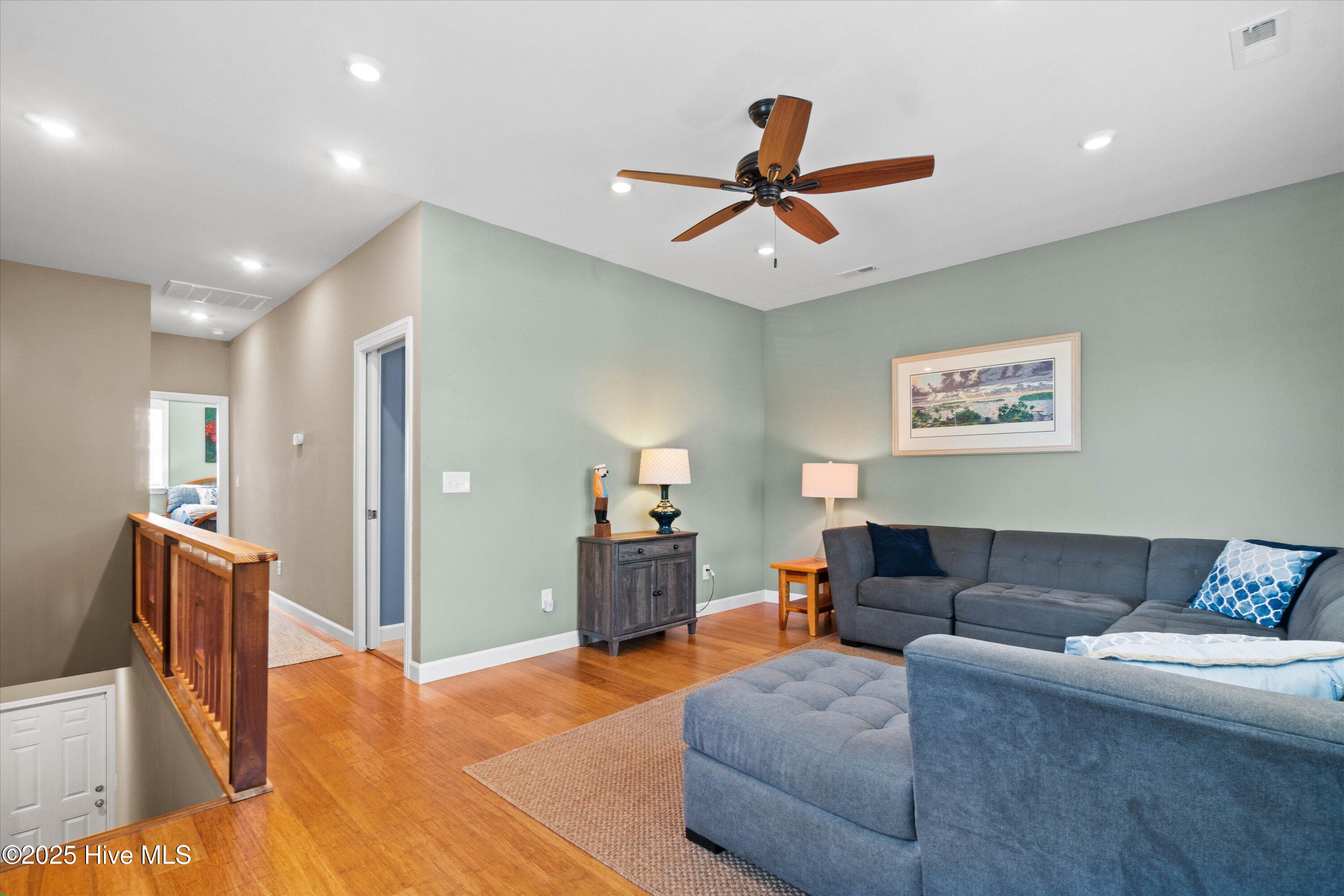 1990 Harbor Drive Property Photo 53