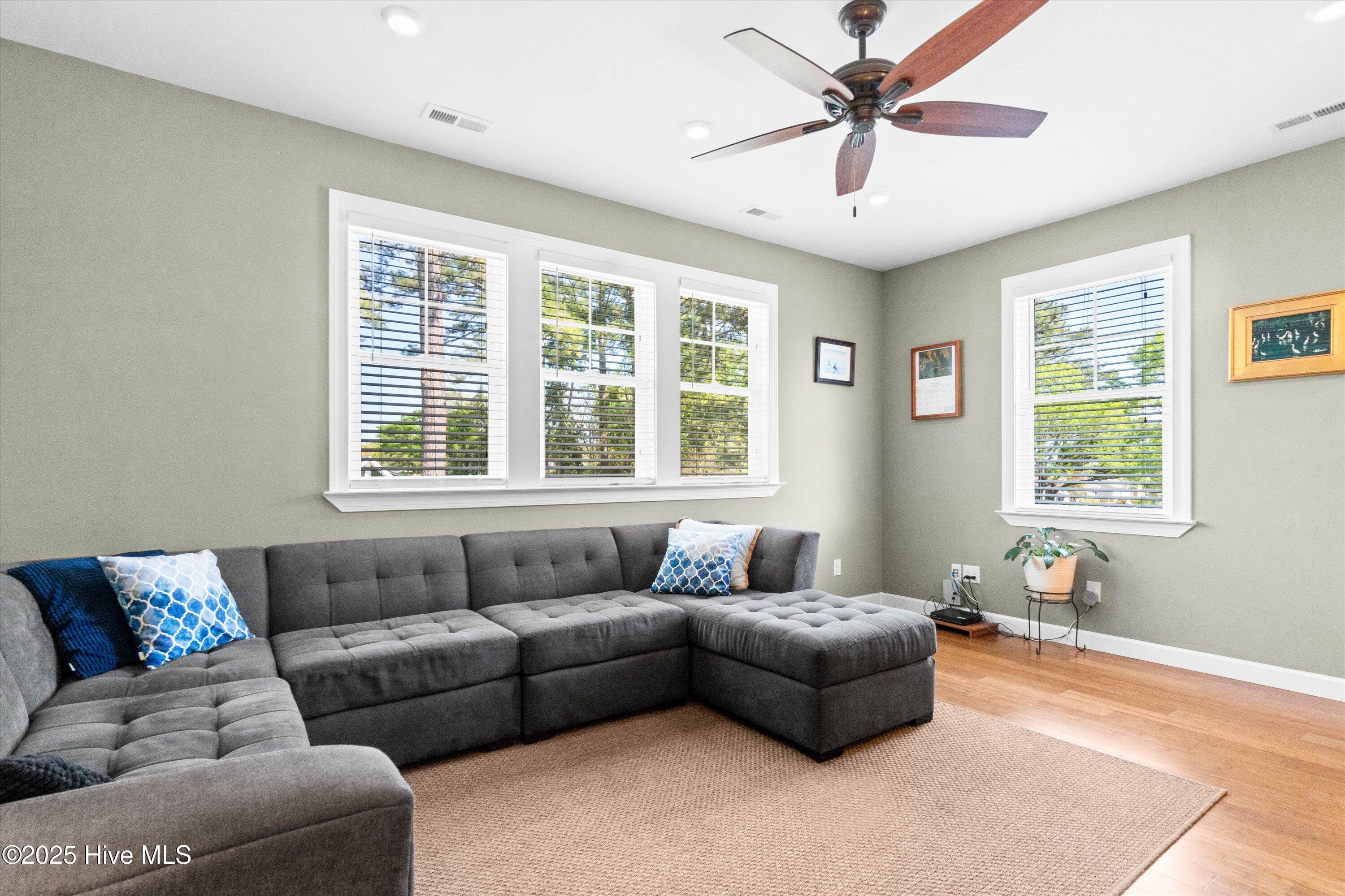 1990 Harbor Drive Property Photo 54