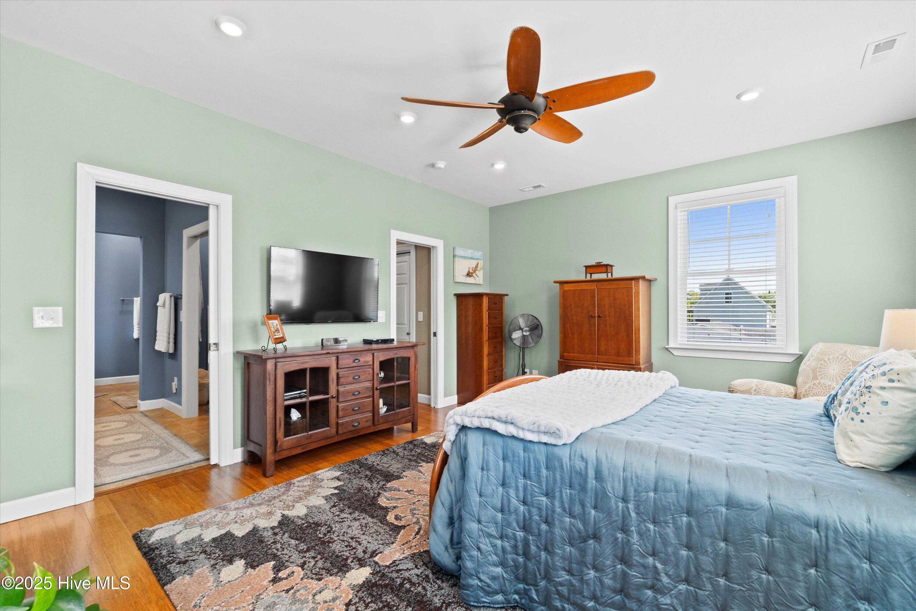 1990 Harbor Drive Property Photo 56