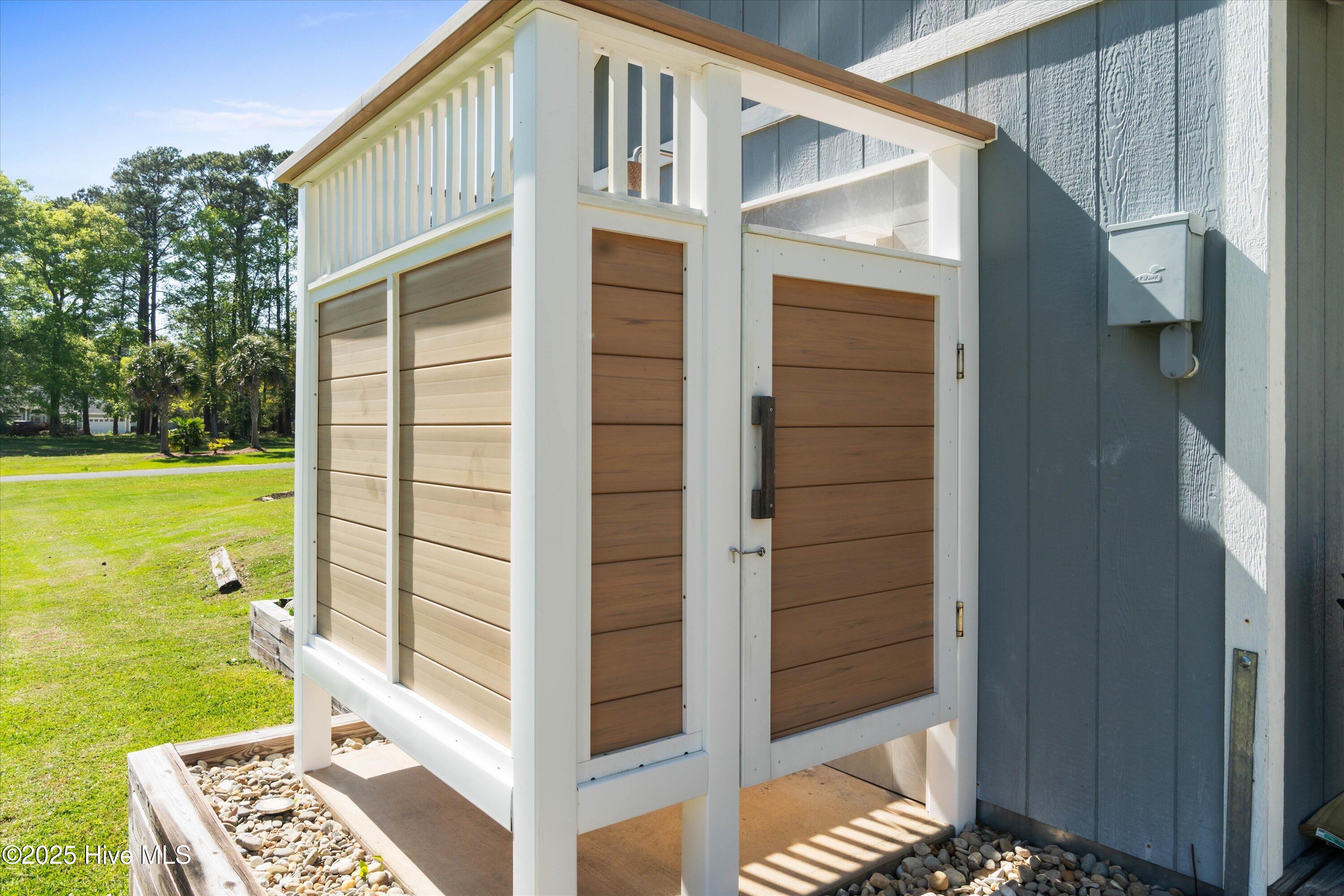 1990 Harbor Drive Property Photo 62