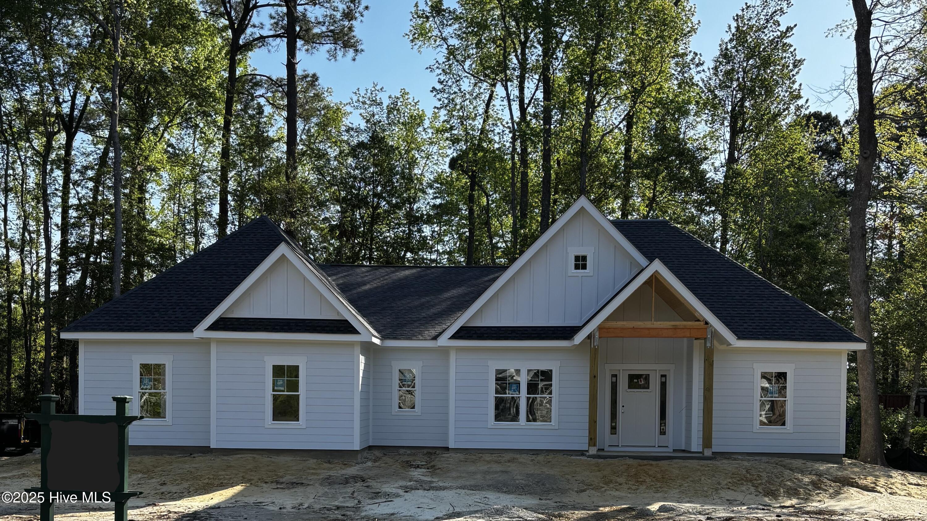25 Pinewood Drive Property Photo
