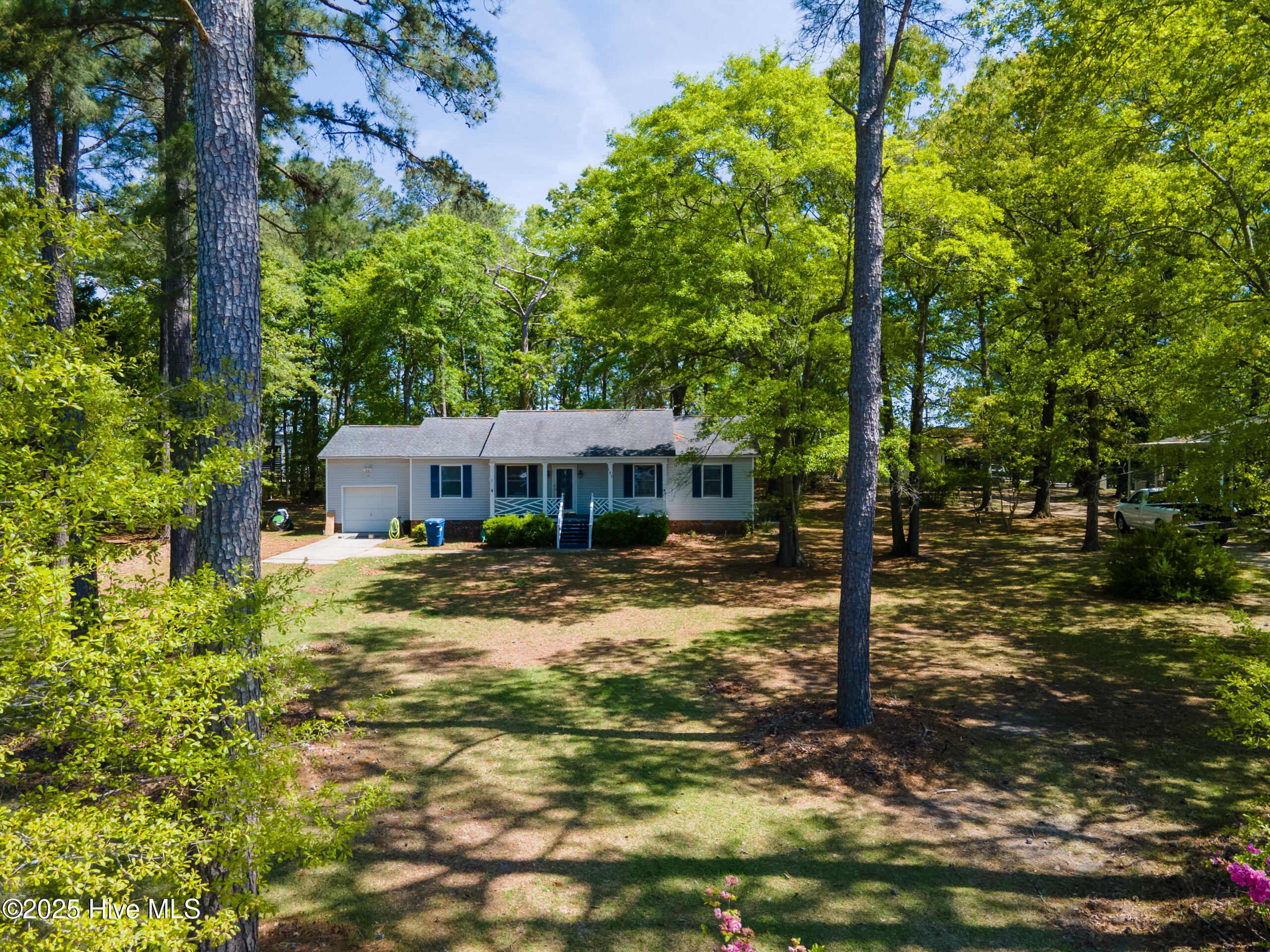 Arbor Bluffs Real Estate Listings Main Image