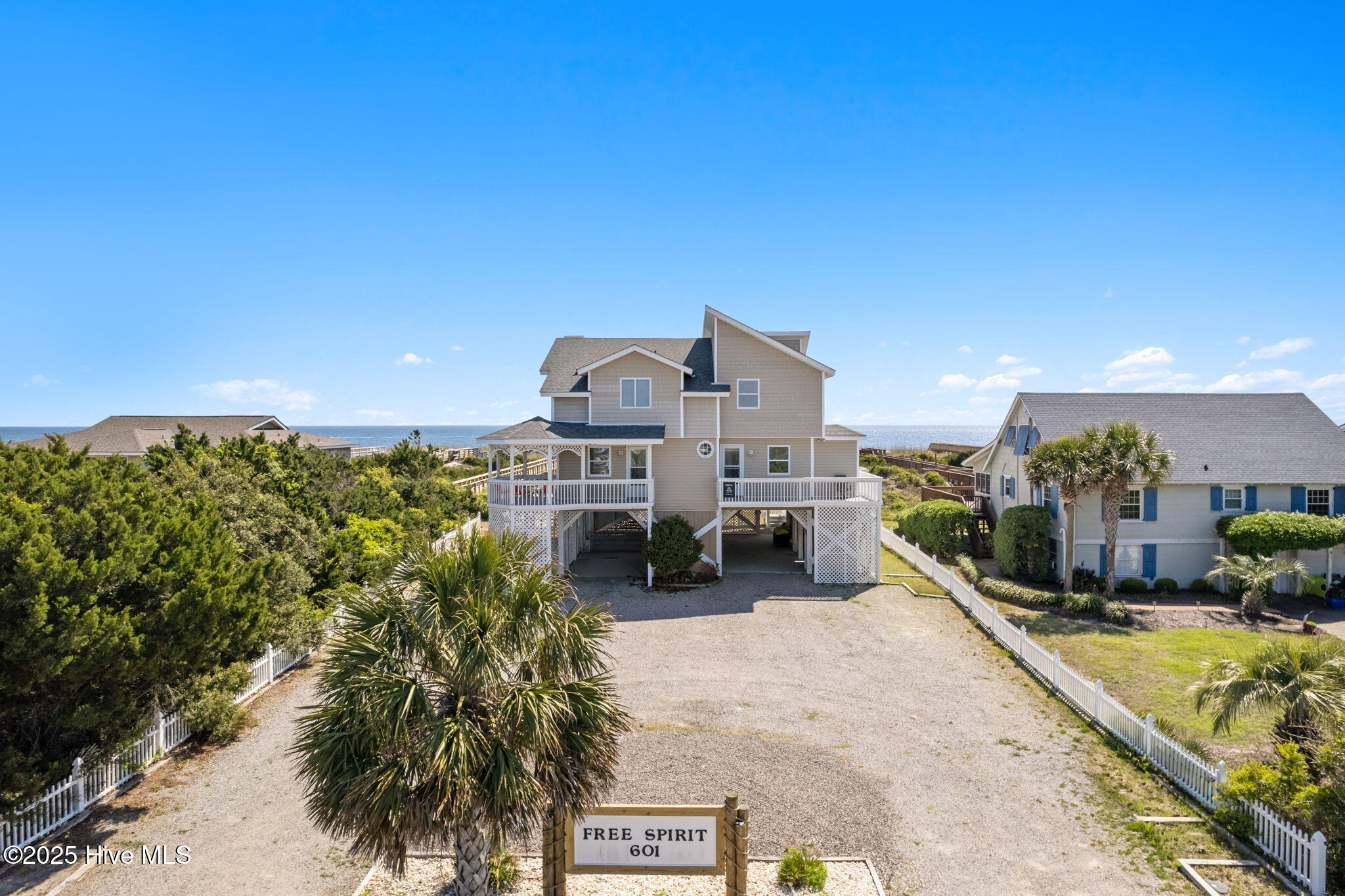 601 Caswell Beach Road Property Photo 9