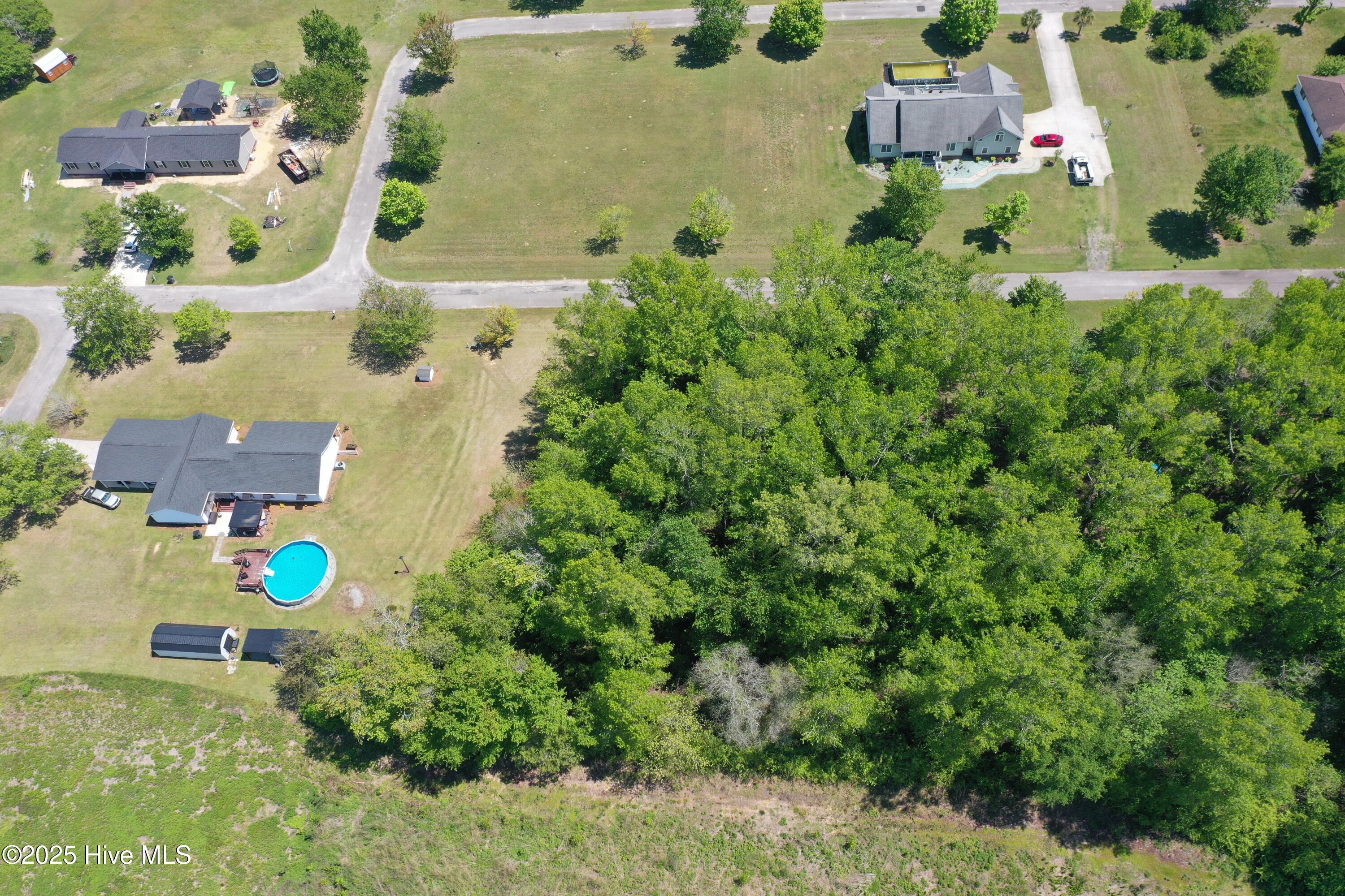 128 Maple Drive Property Photo 7