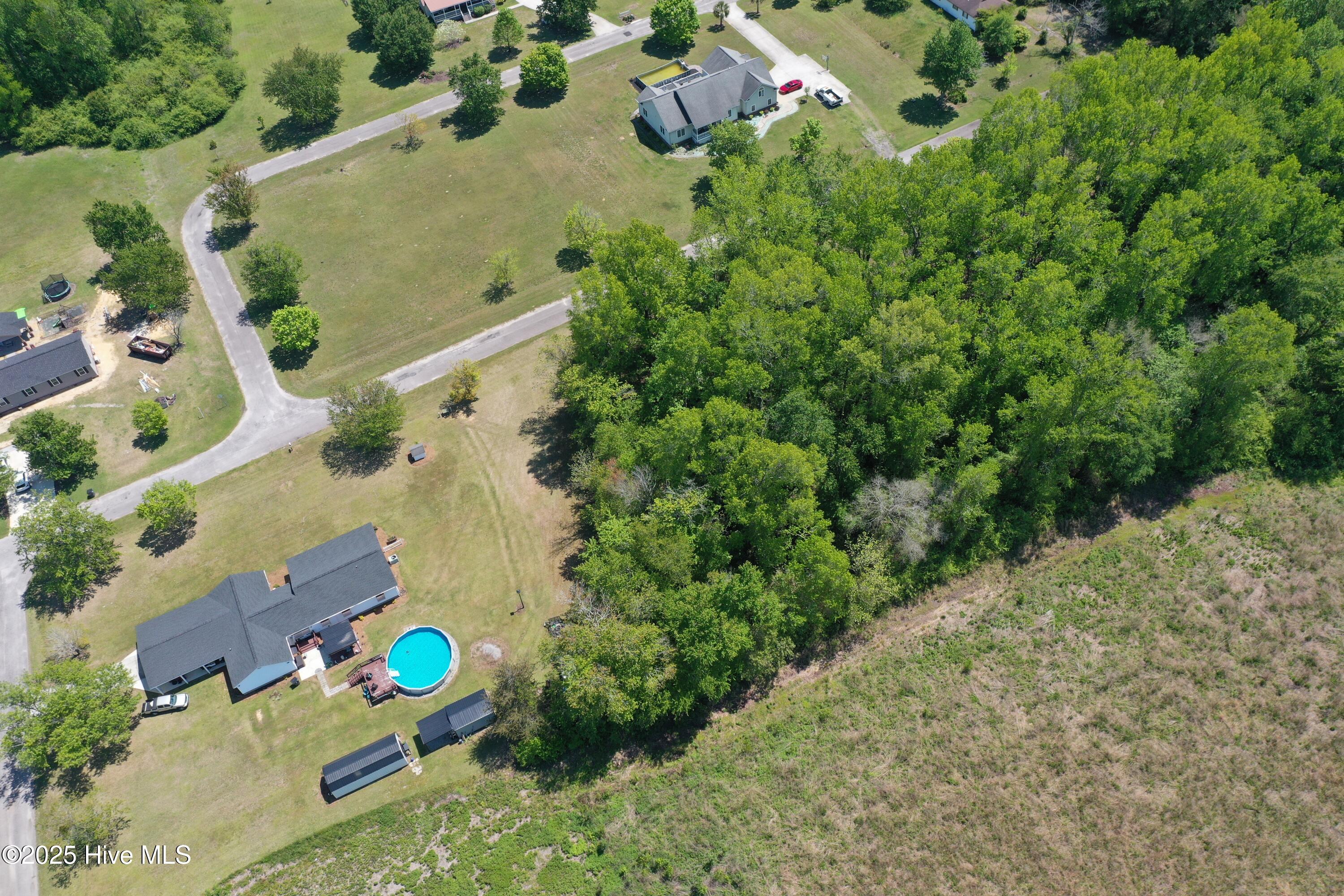 128 Maple Drive Property Photo 8