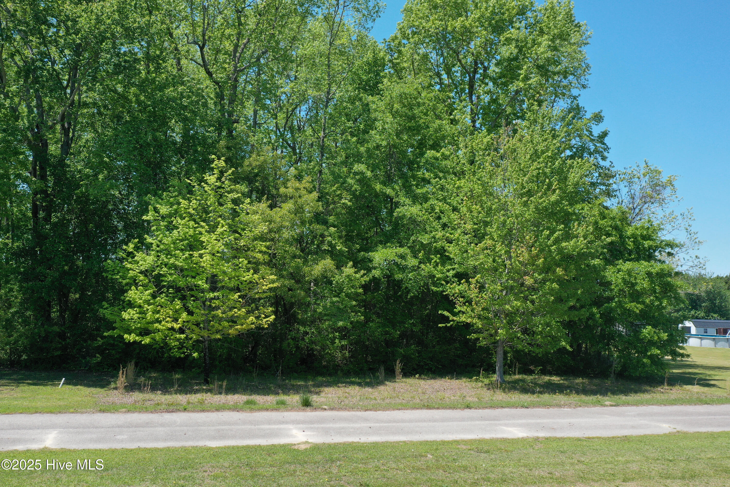 128 Maple Drive Property Photo 13