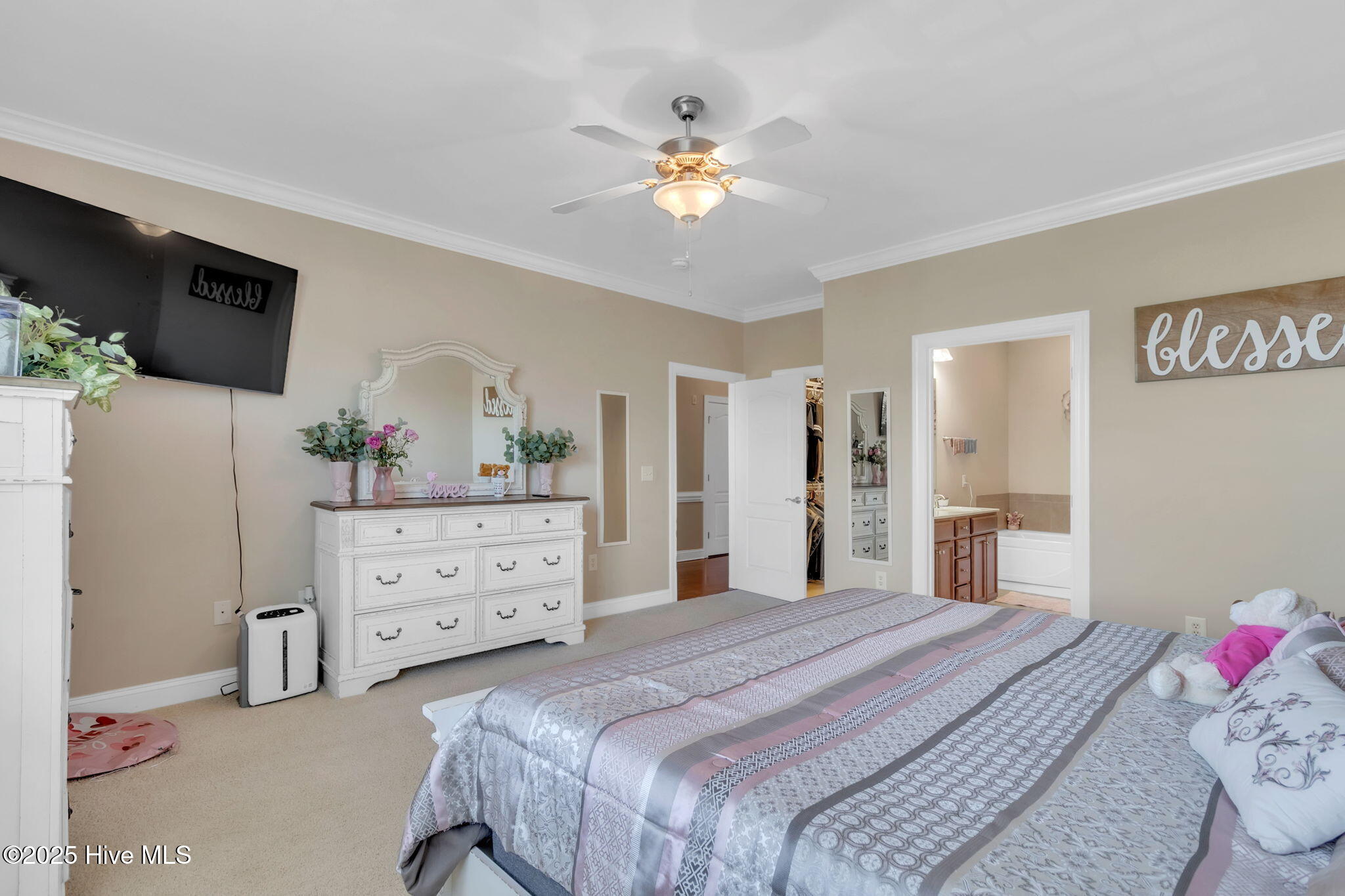 124 Gallery Drive Unit 302 Property Photo 23