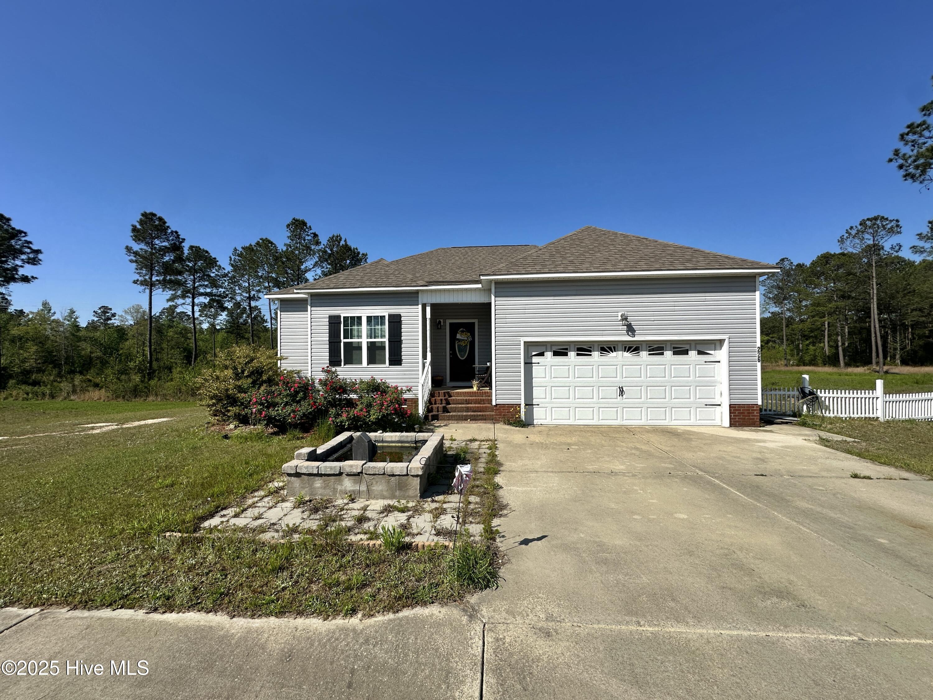 Four Oaks Elementary School Real Estate Listings Main Image
