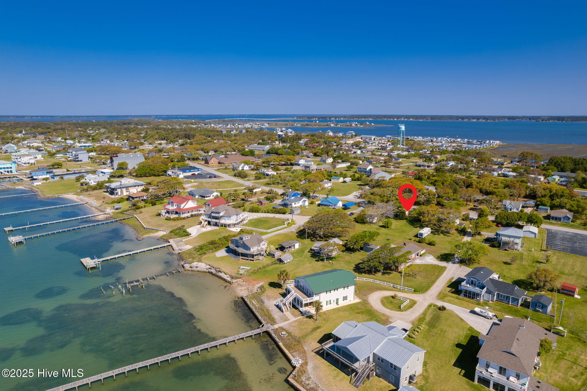 1072 Island Road Property Photo