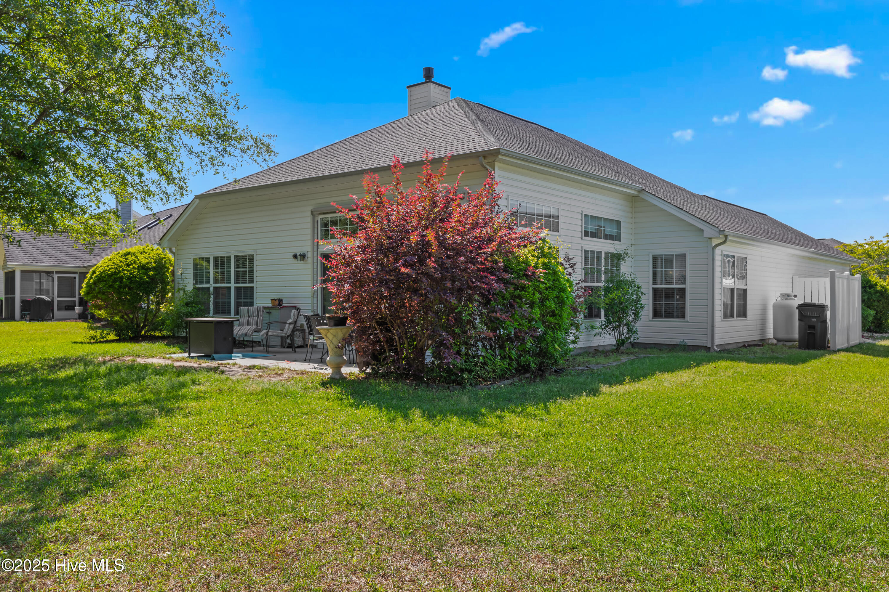 915 Corn Planters Circle Property Photo 5