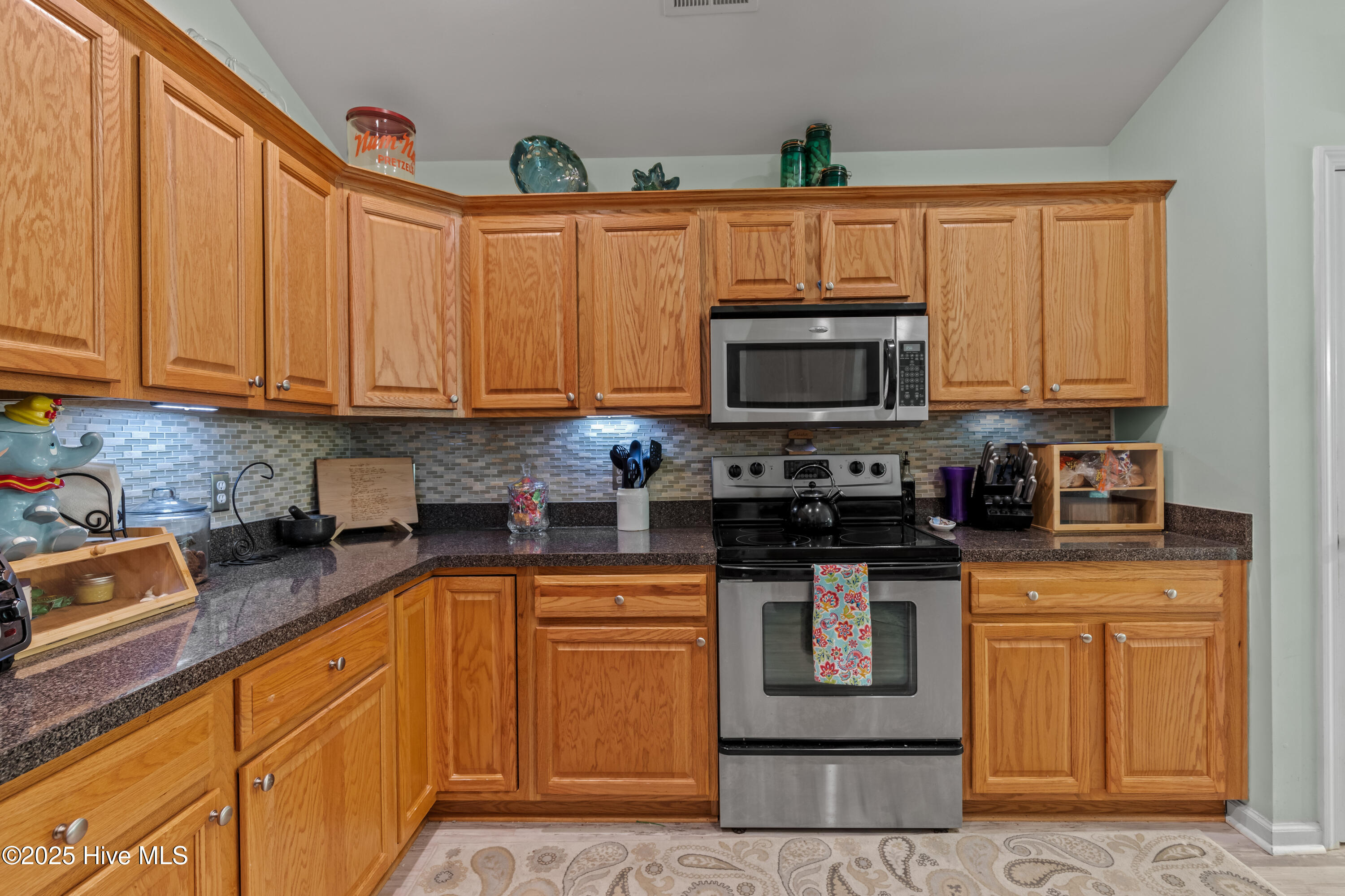 915 Corn Planters Circle Property Photo 24