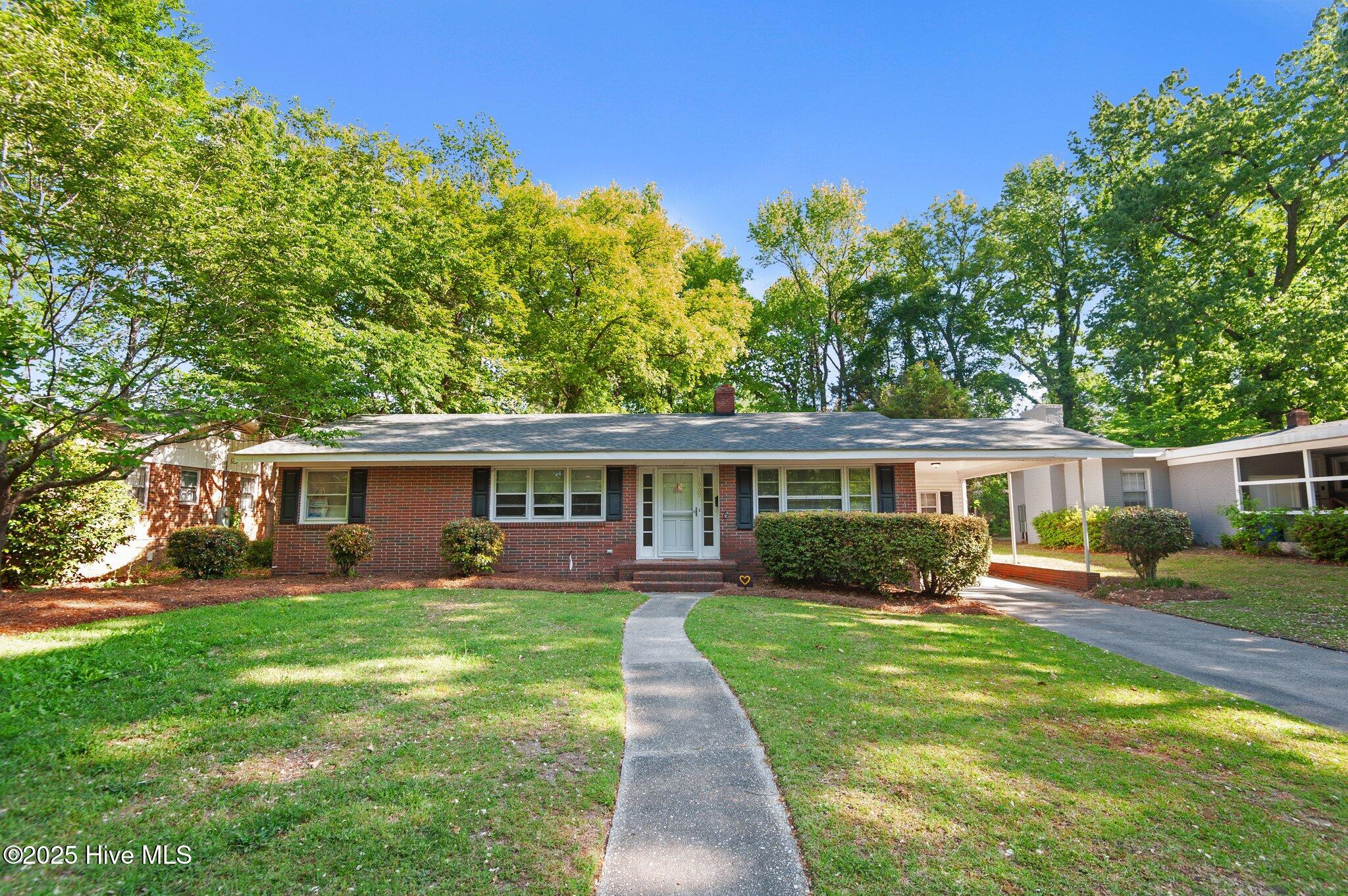 1909 9th Street Property Photo