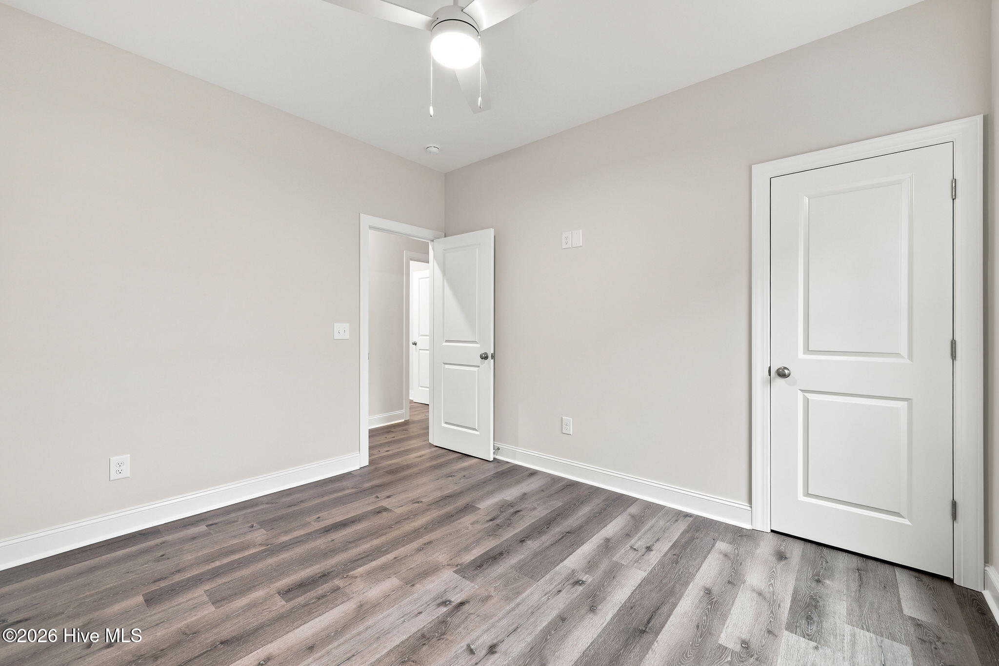2020 Dartford Drive A Property Photo 17