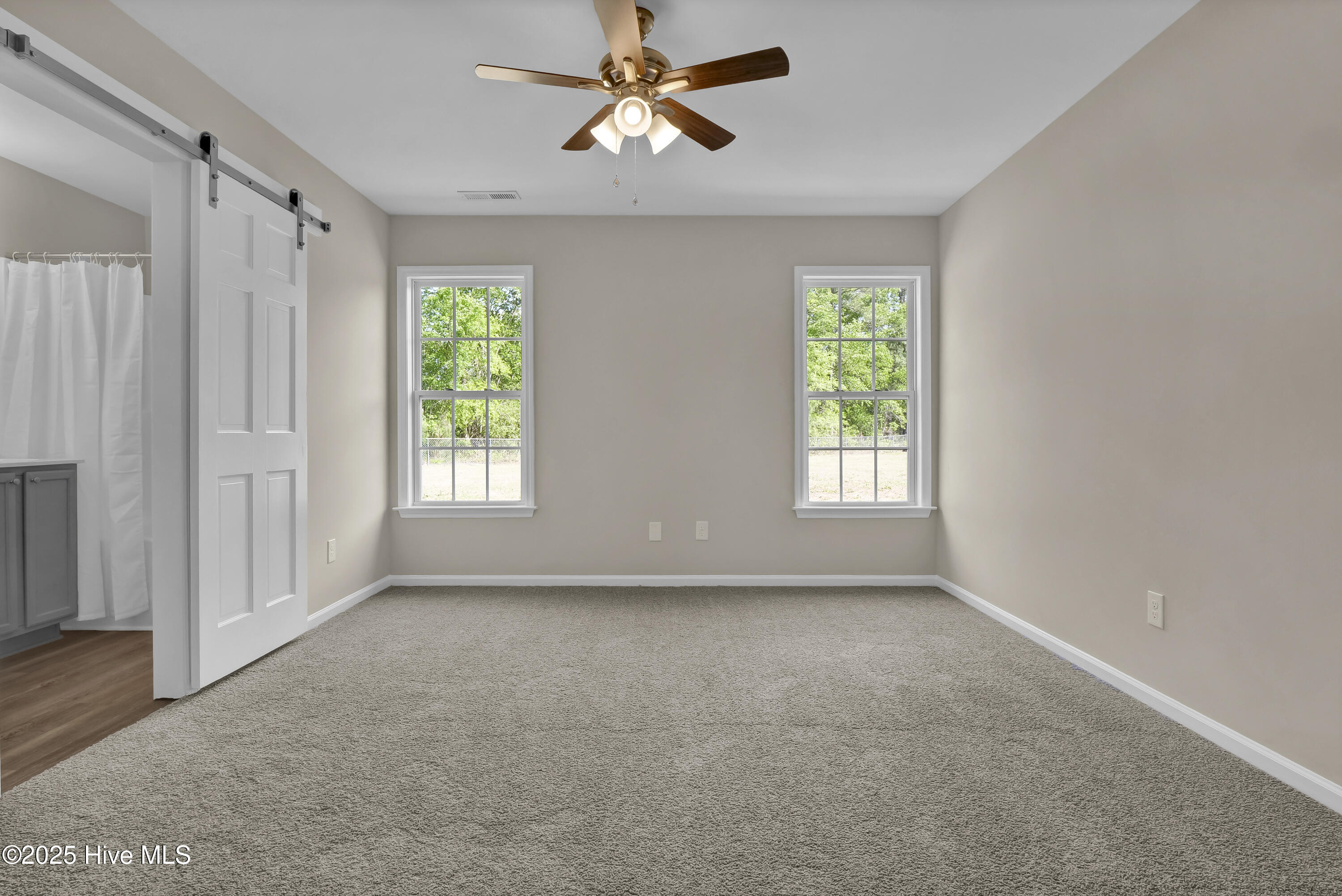 304 Big Tree Lane Property Photo 17