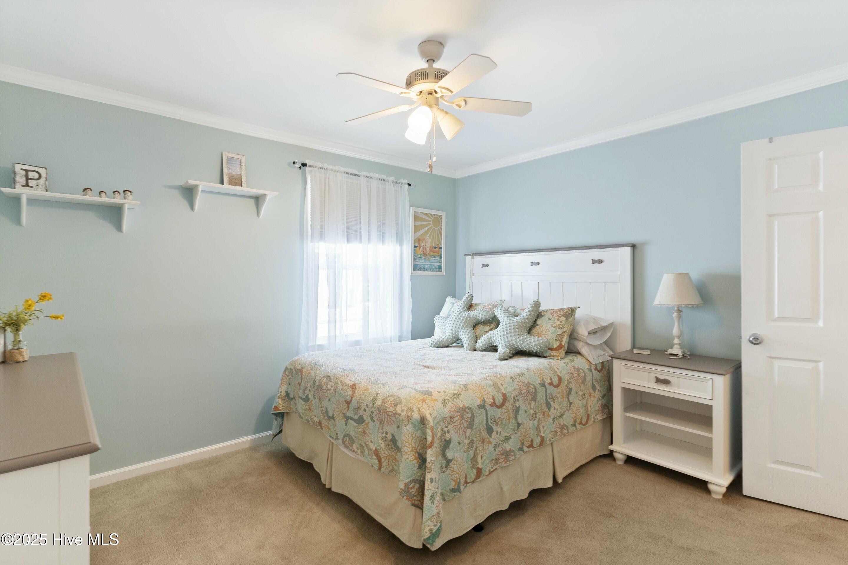 802 E Oak Island Drive Property Photo 17