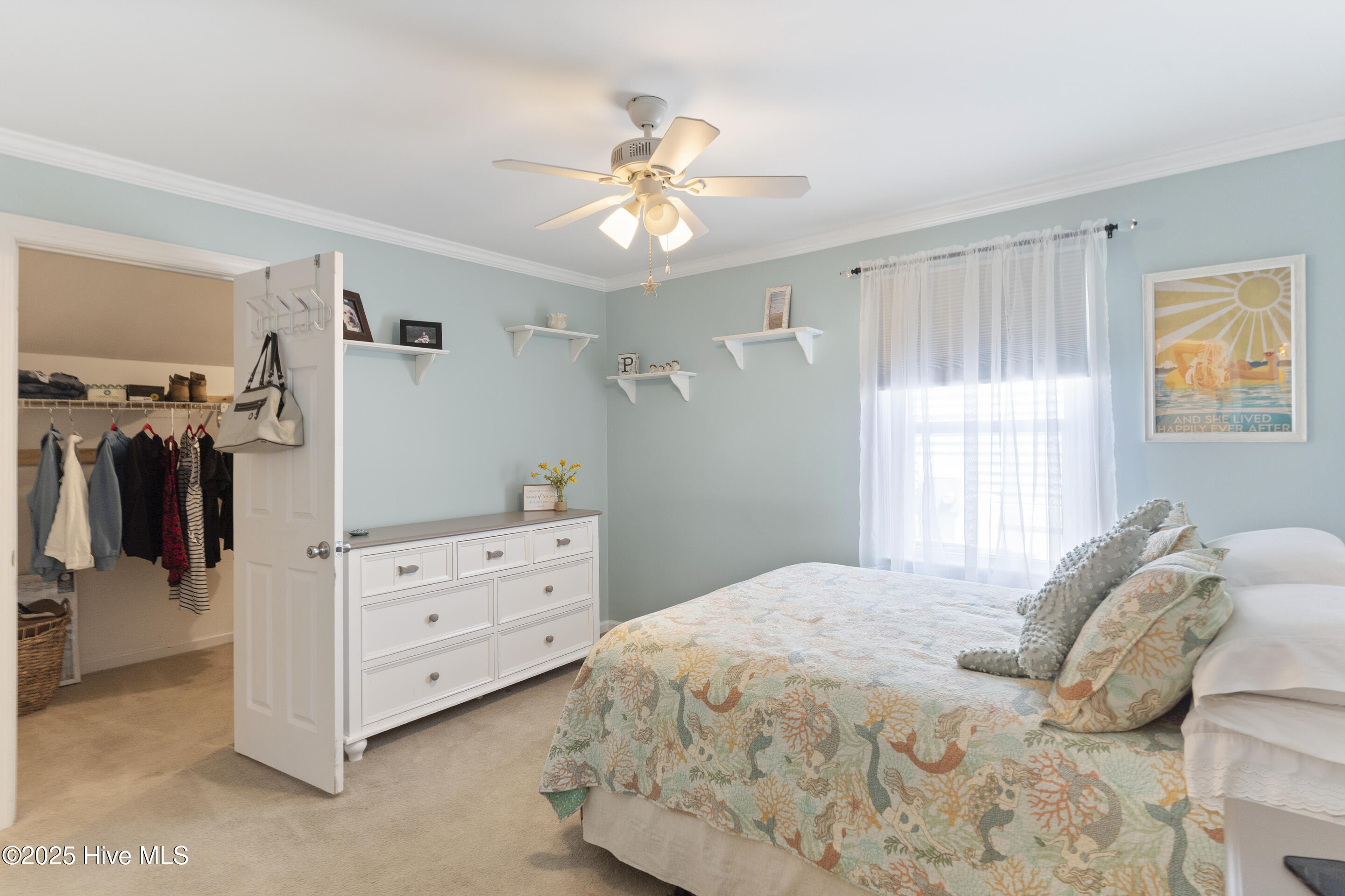 802 E Oak Island Drive Property Photo 18