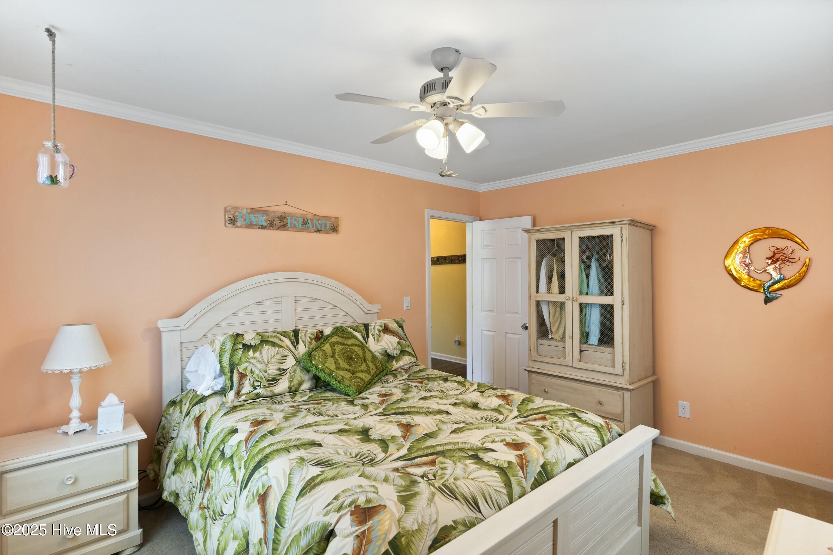 802 E Oak Island Drive Property Photo 22