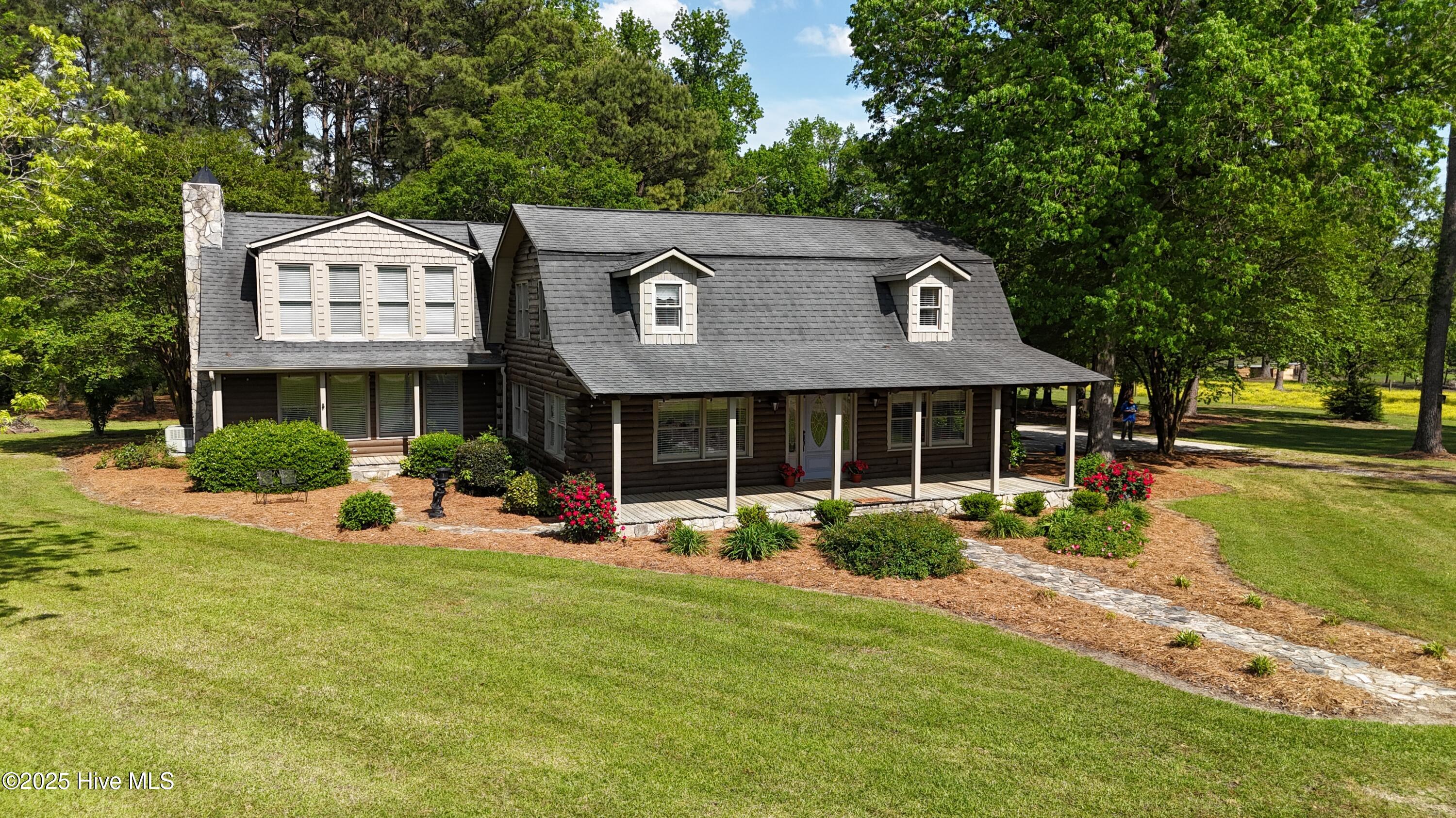 28508 Real Estate Listings Main Image