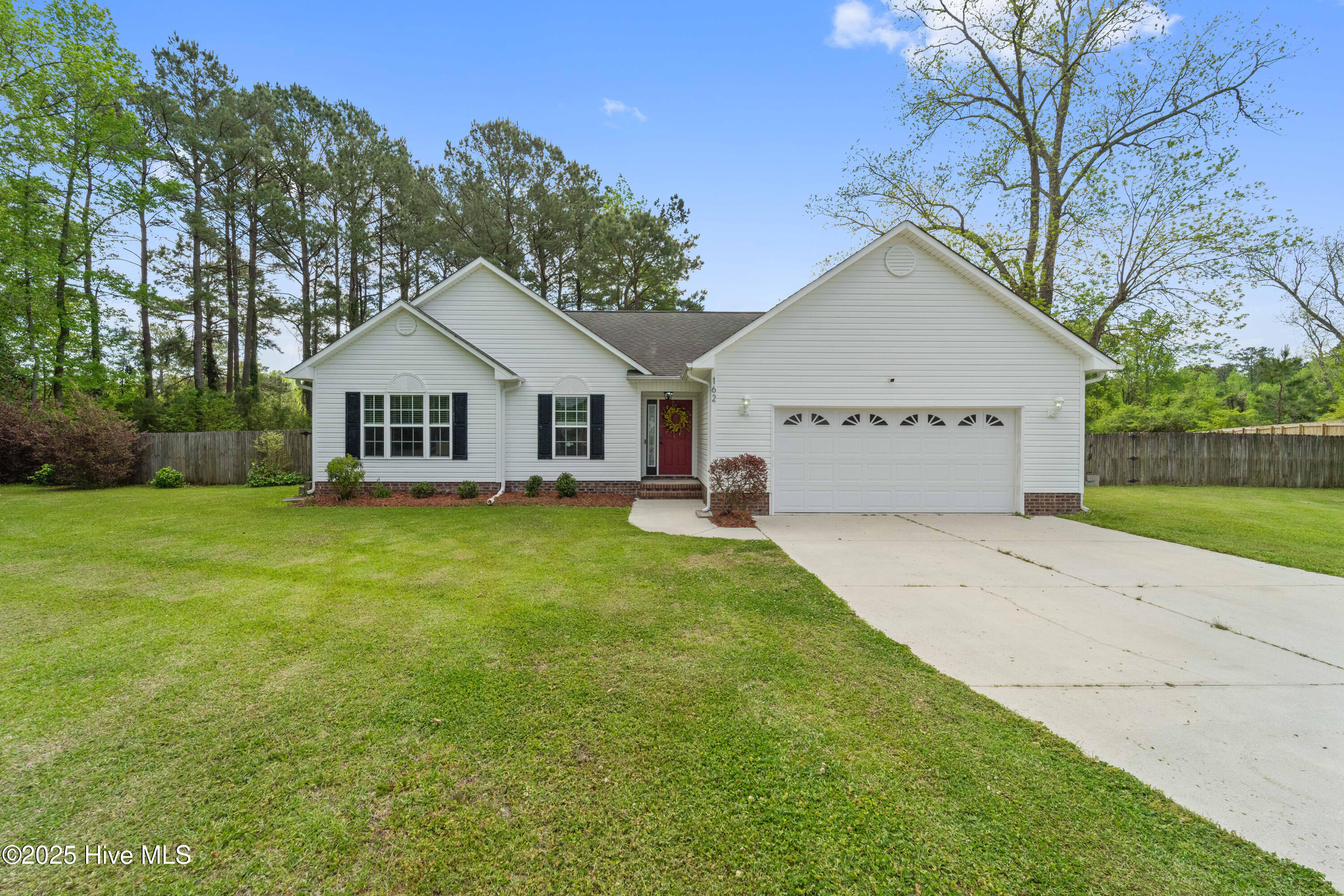 162 E Ridge Court Property Photo