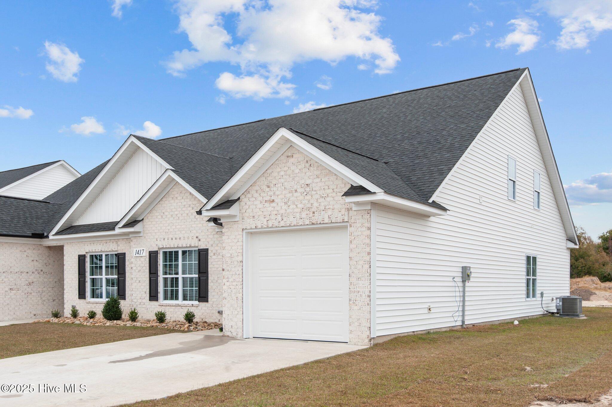 2028 Dartford Drive B Property Photo 24