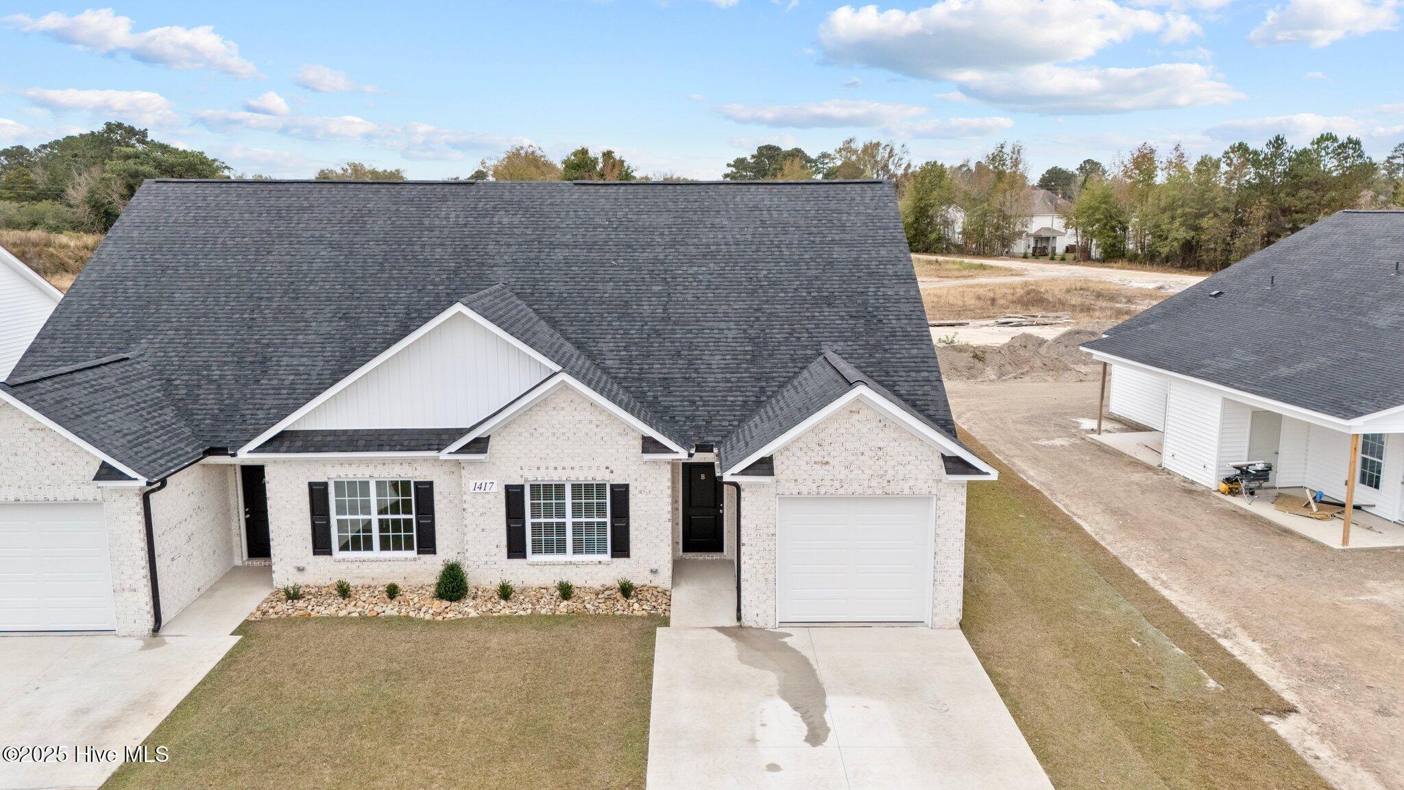 2028 Dartford Drive B Property Photo 31