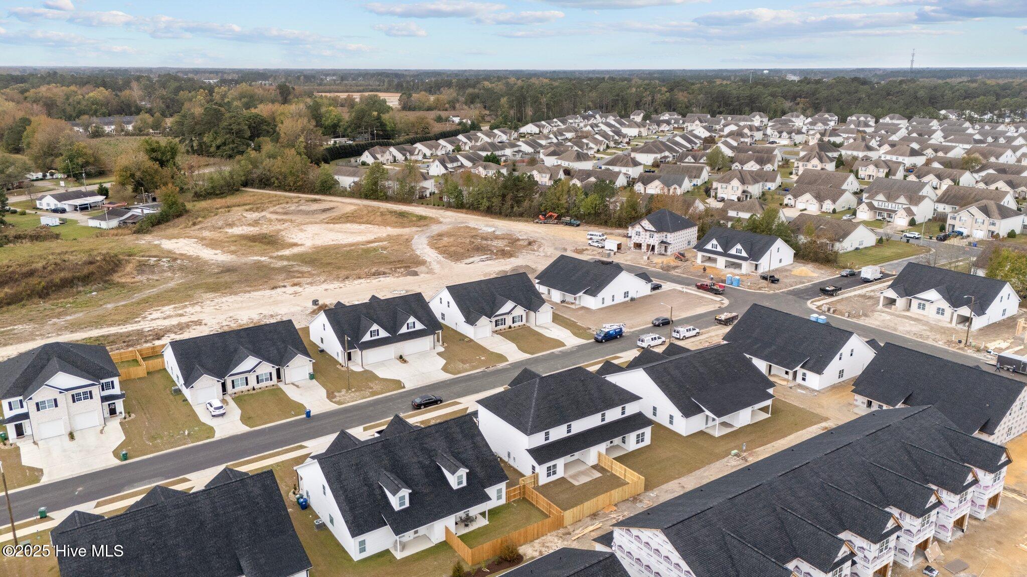 2028 Dartford Drive B Property Photo 44