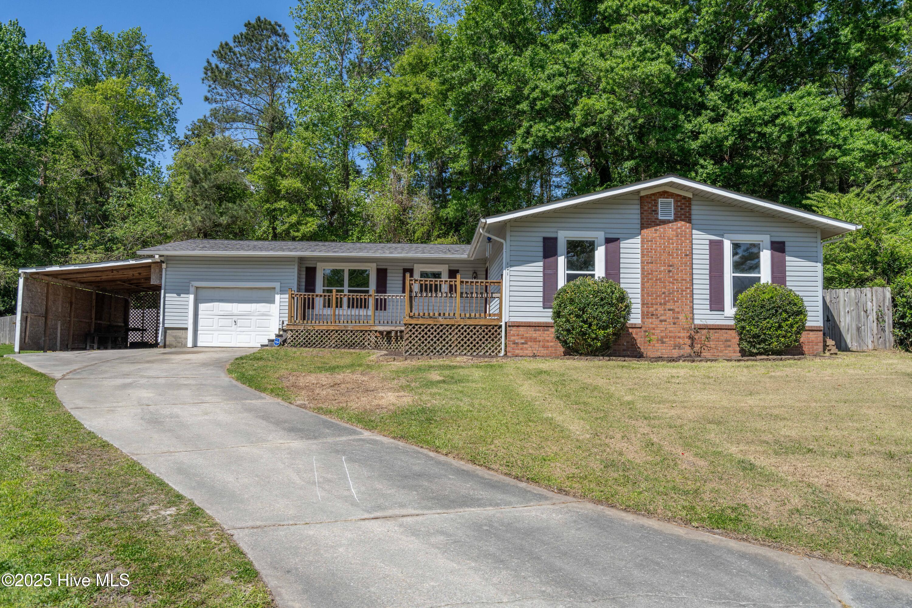 White Oak Real Estate Listings Main Image