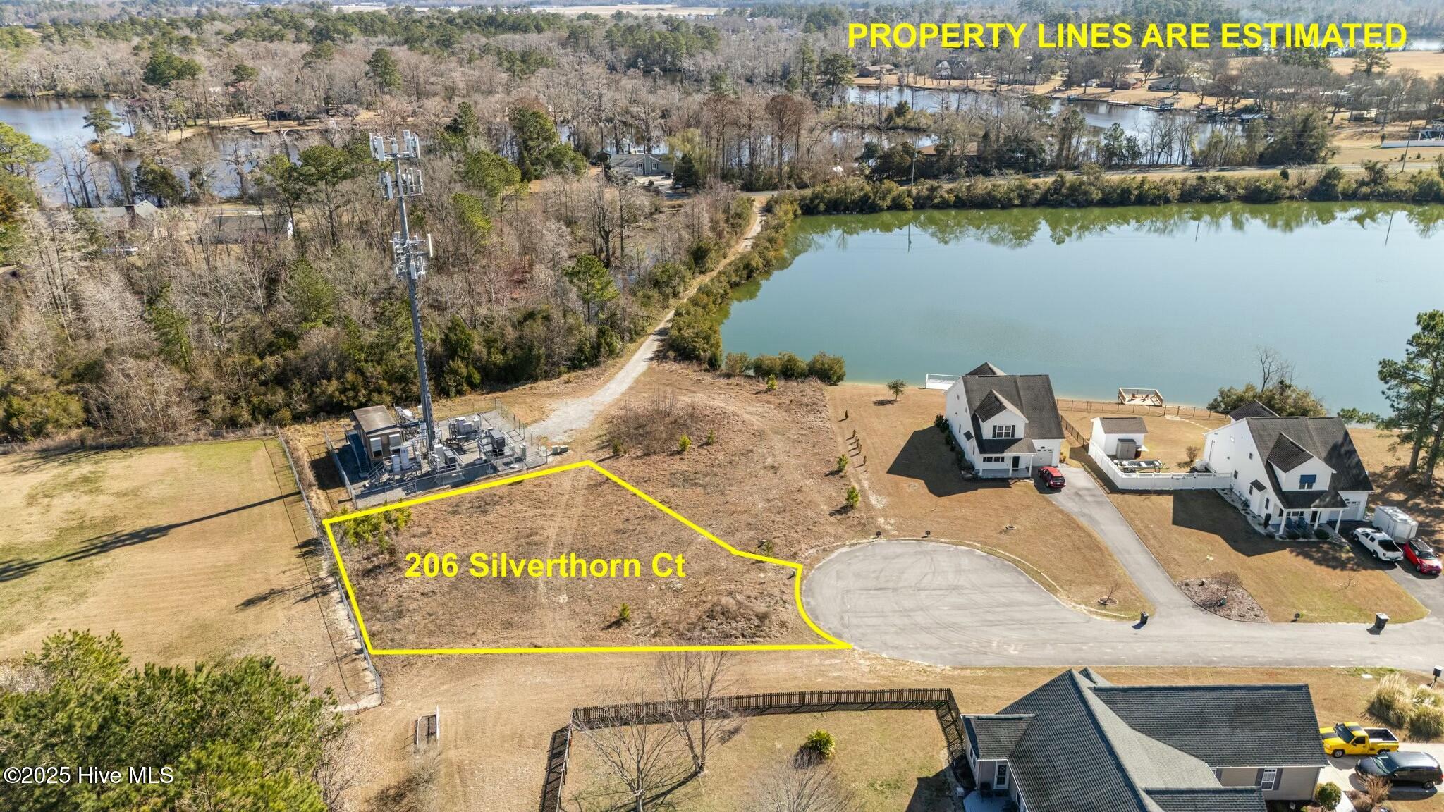 206 Silverthorn Court Property Photo