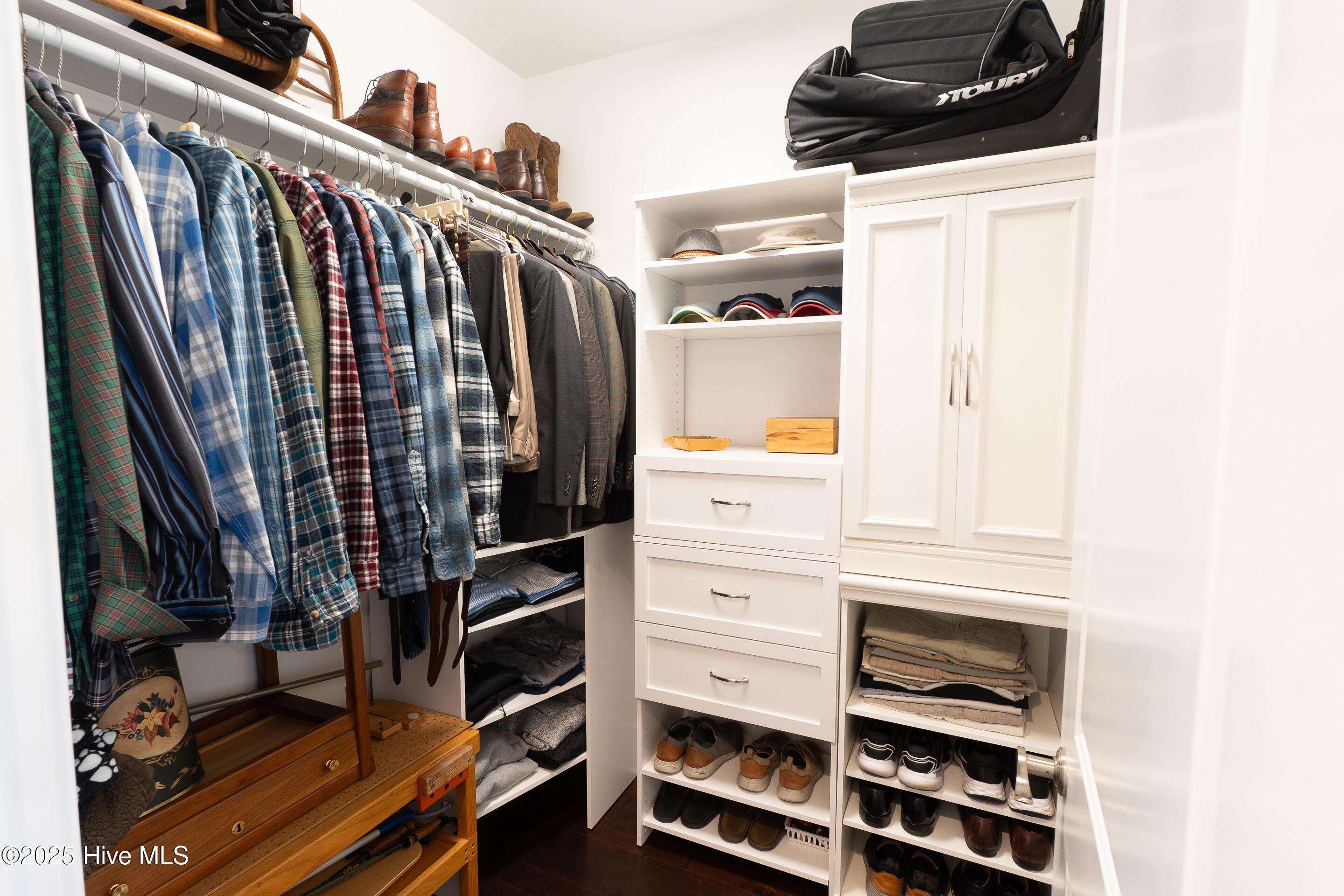 2537 St James Drive Apt 1003 Property Photo 23