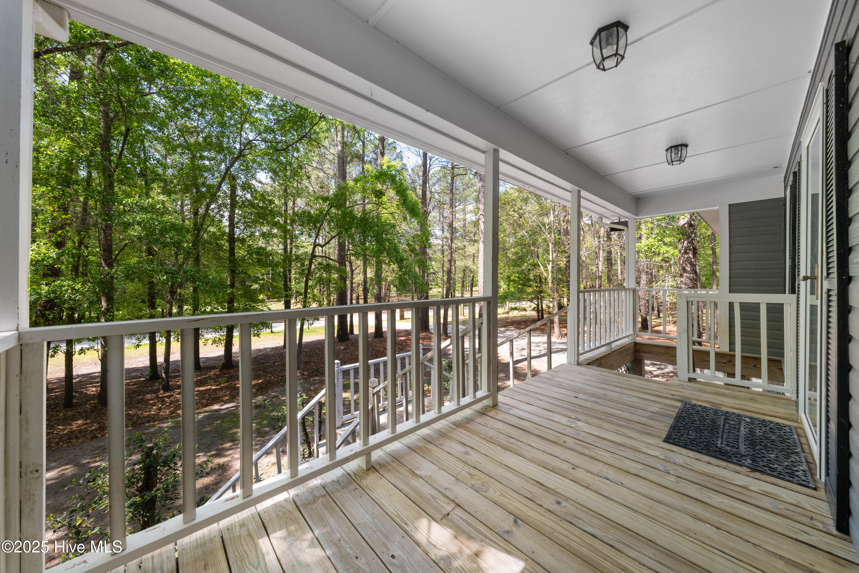 1379 River Bend Drive Property Photo 5