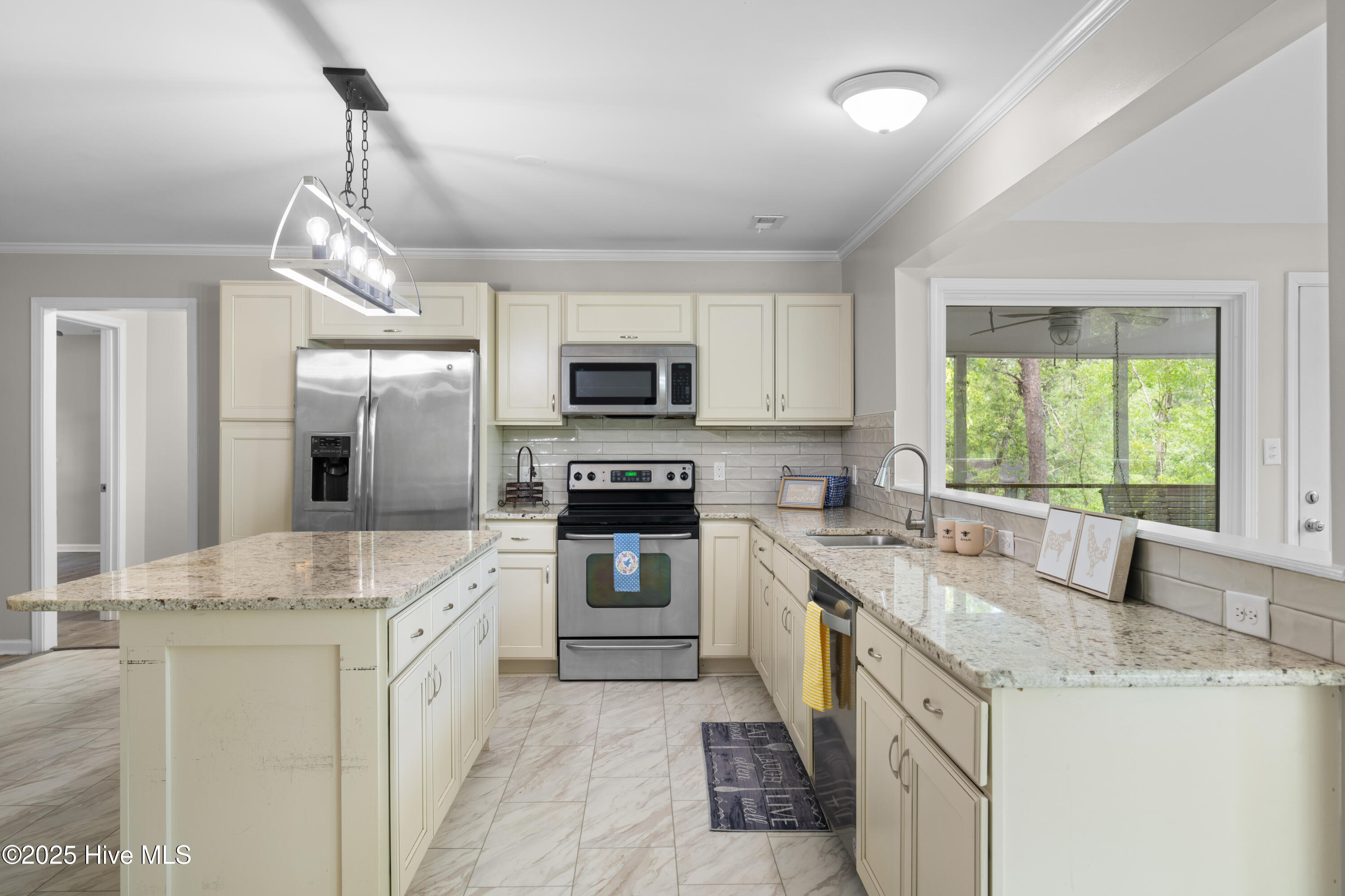 1379 River Bend Drive Property Photo 11