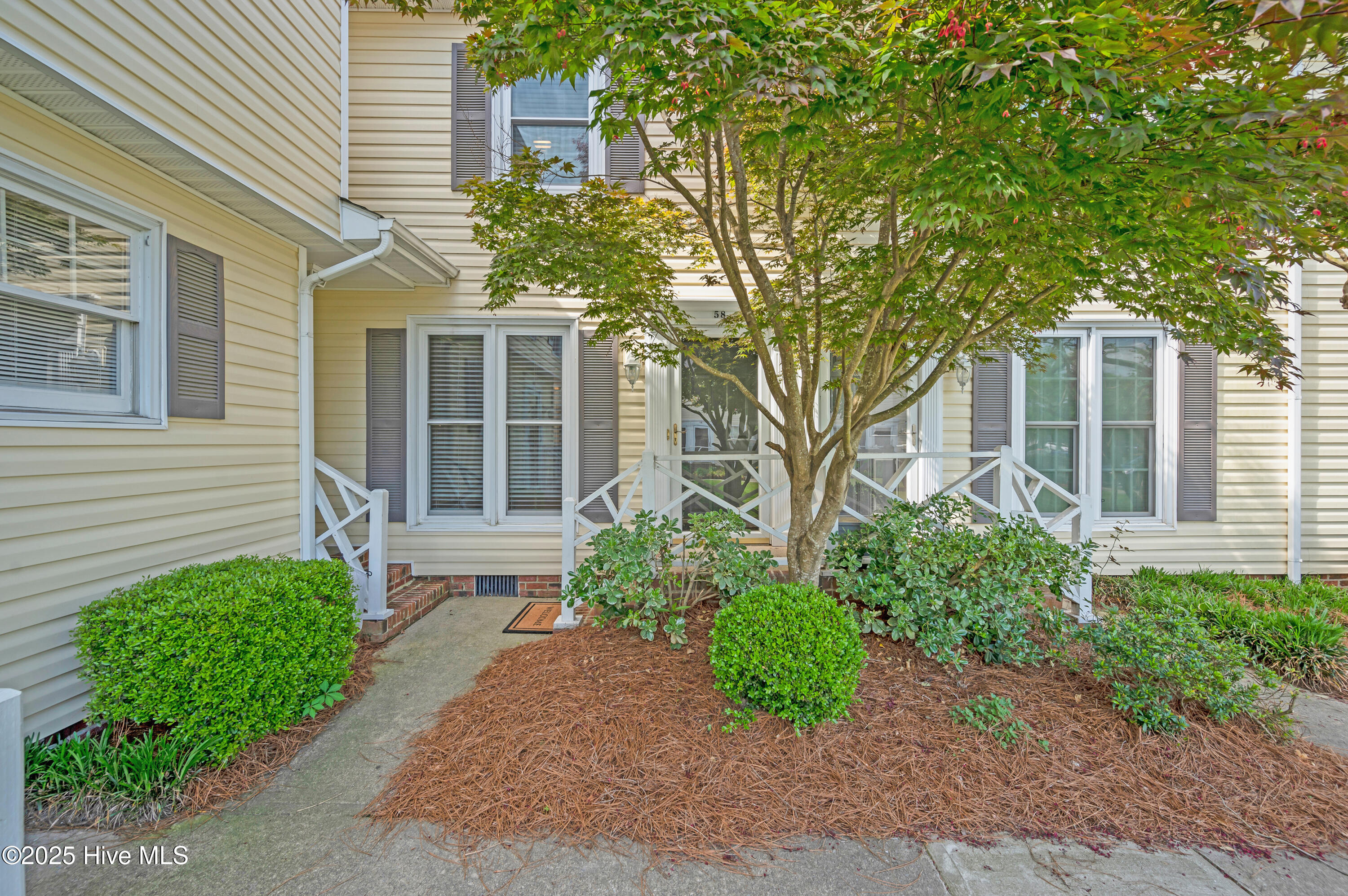109 Oakmont Drive 58 Property Photo