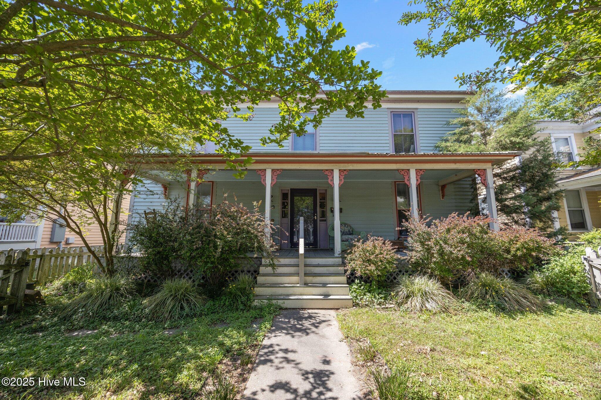 613 E Main Street Property Photo