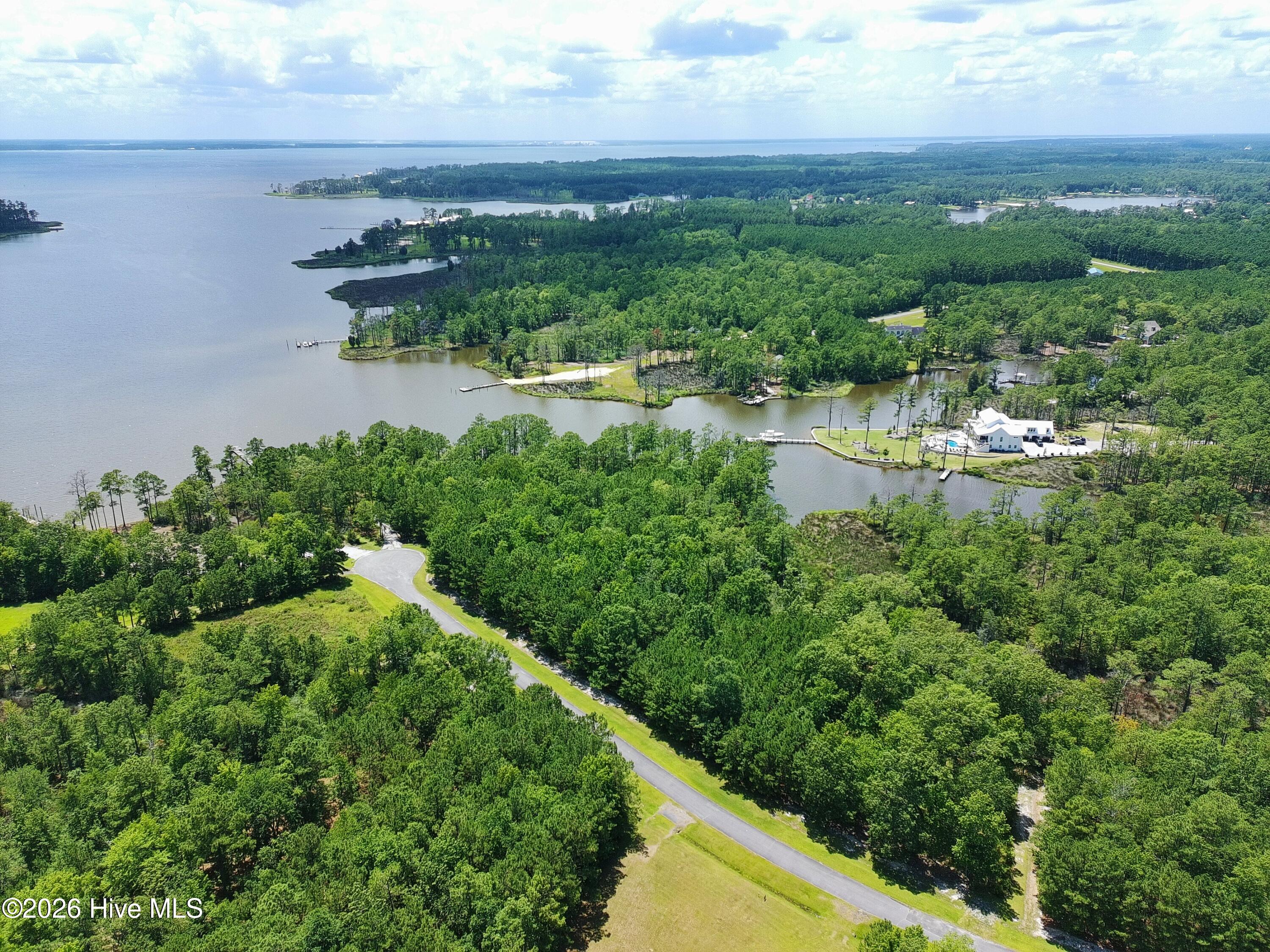 47 Sunset Point Road Property Photo 2