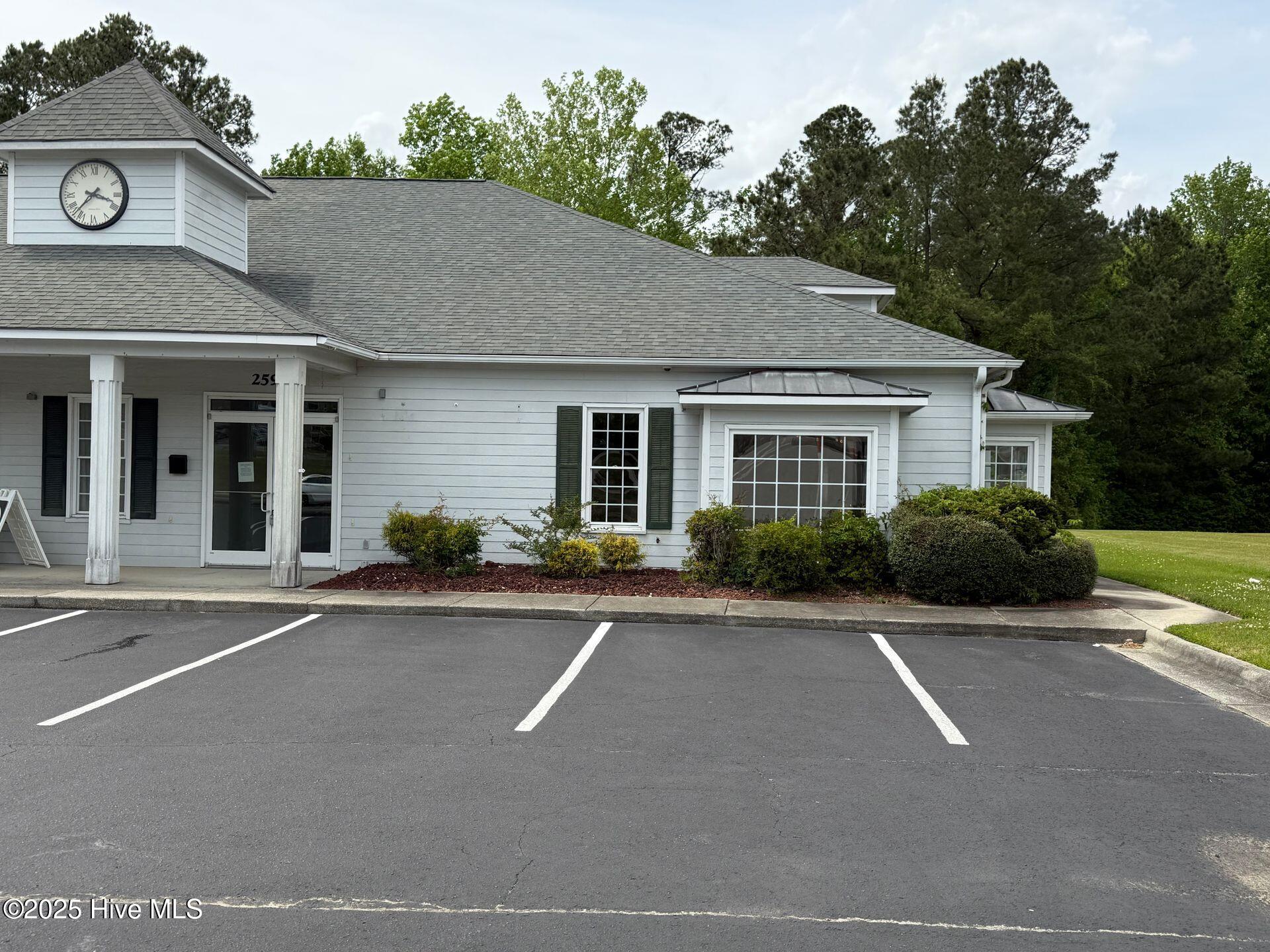 2599 Henderson Drive Property Photo 1