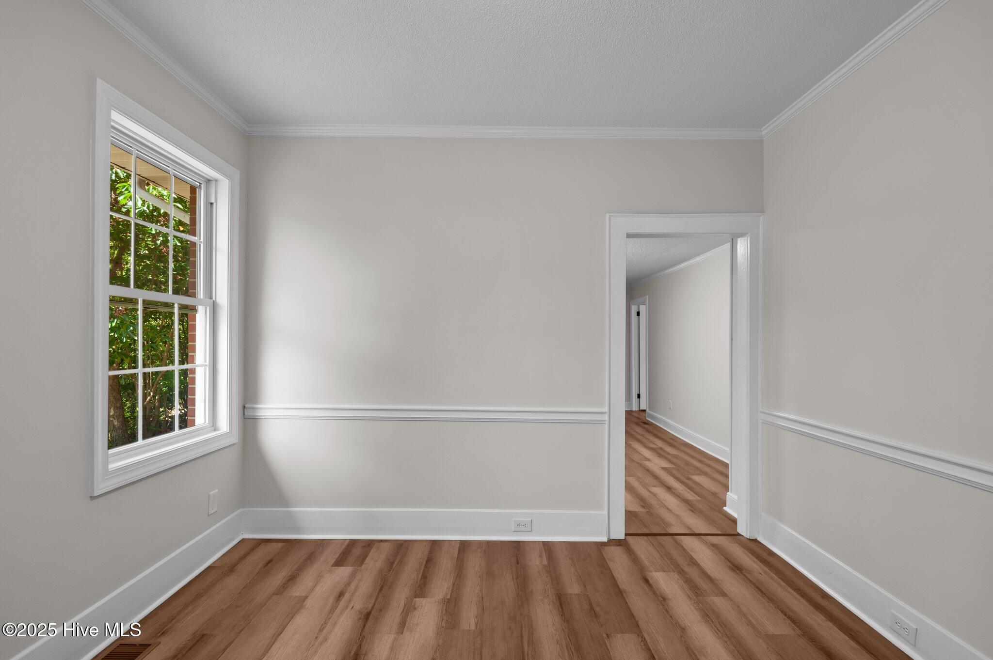 700 S Pine Street Property Photo 9