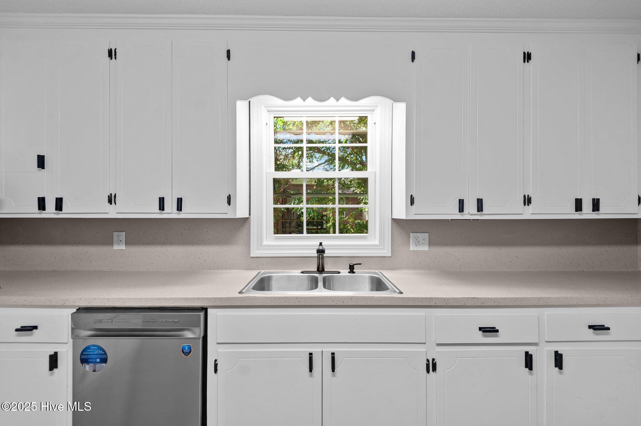 700 S Pine Street Property Photo 13