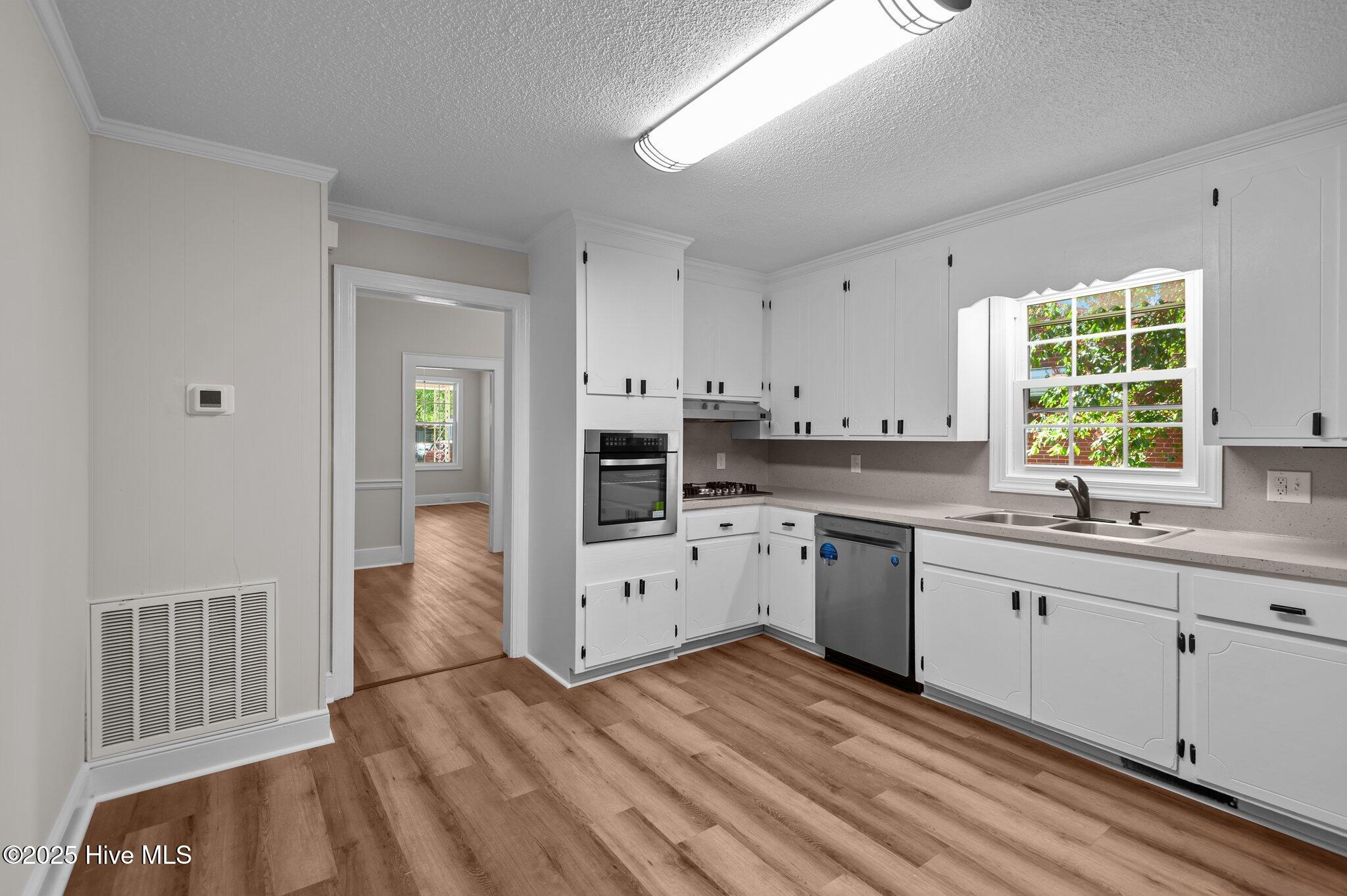 700 S Pine Street Property Photo 15