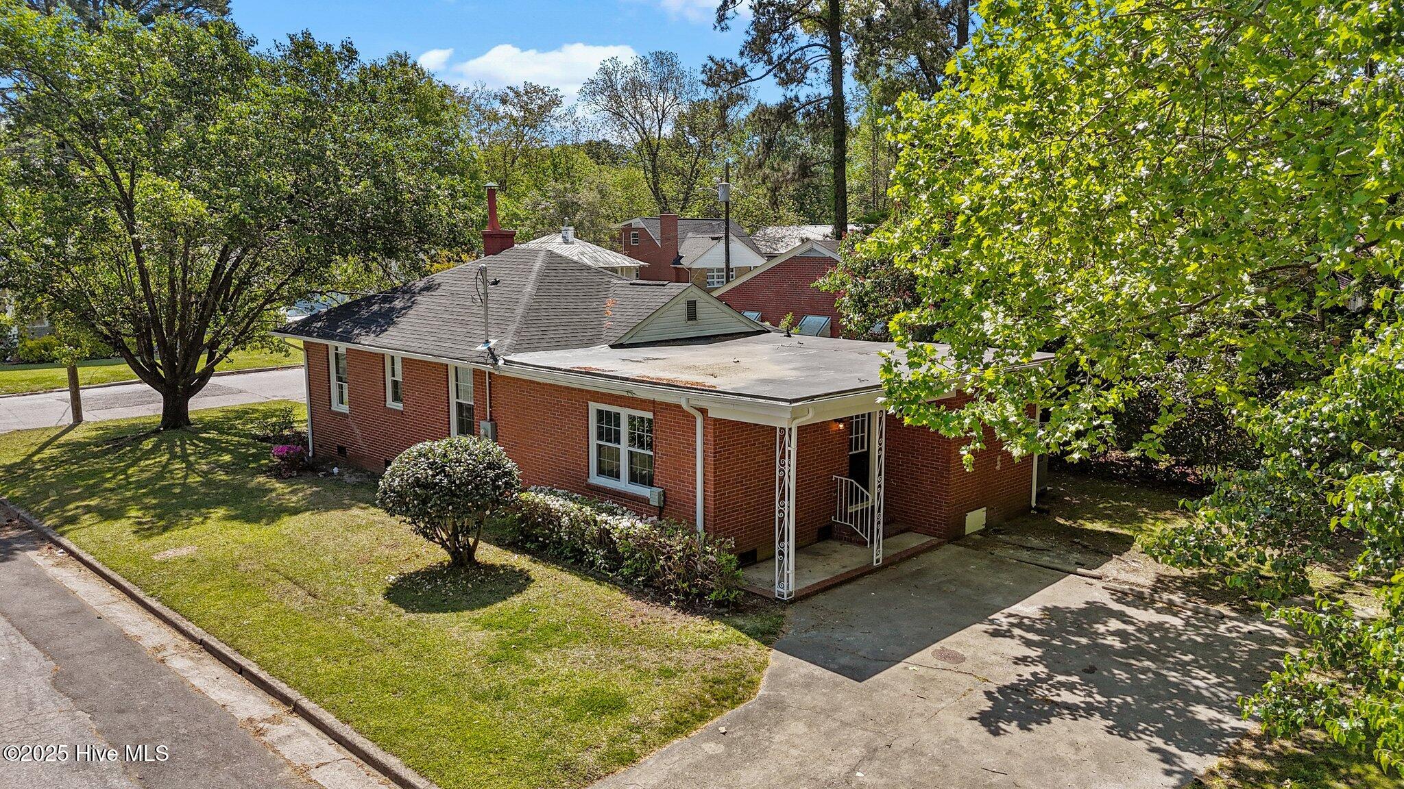 700 S Pine Street Property Photo 39