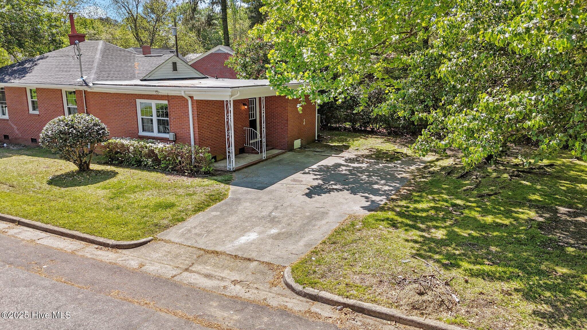 700 S Pine Street Property Photo 52