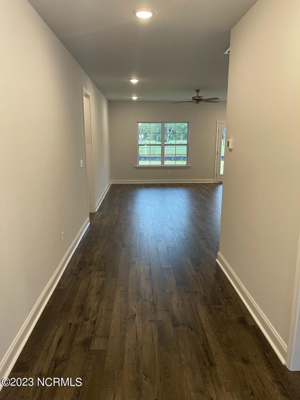 422 Lemonade Lane Property Photo 4