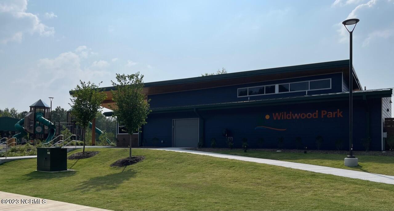 422 Lemonade Lane Property Photo 34