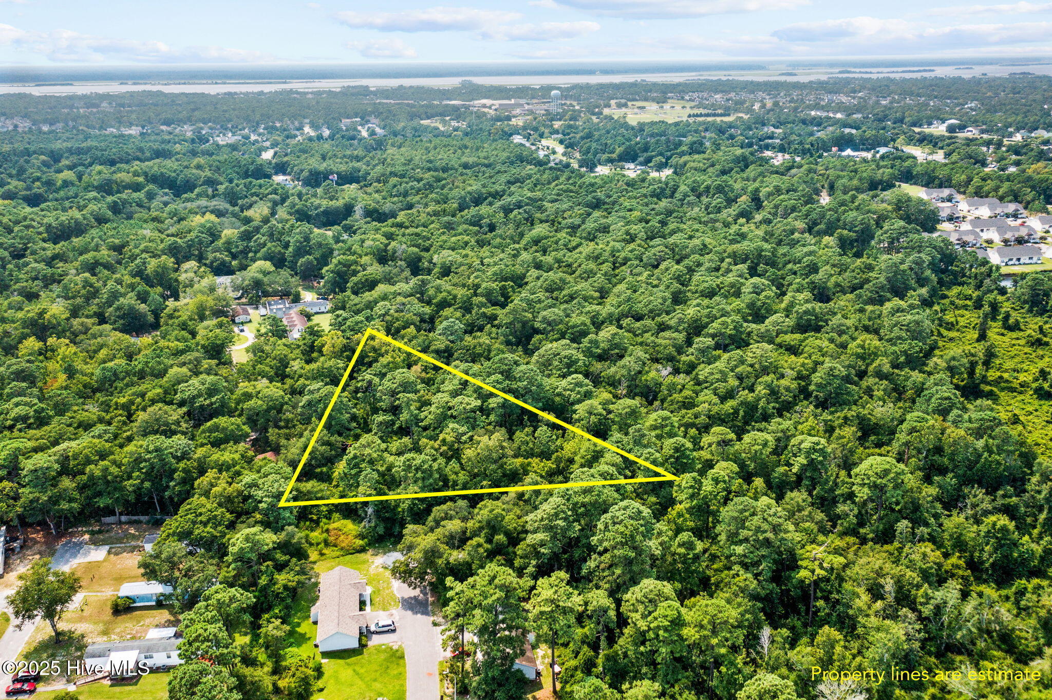 6661 Carolina Beach Road Property Photo 2