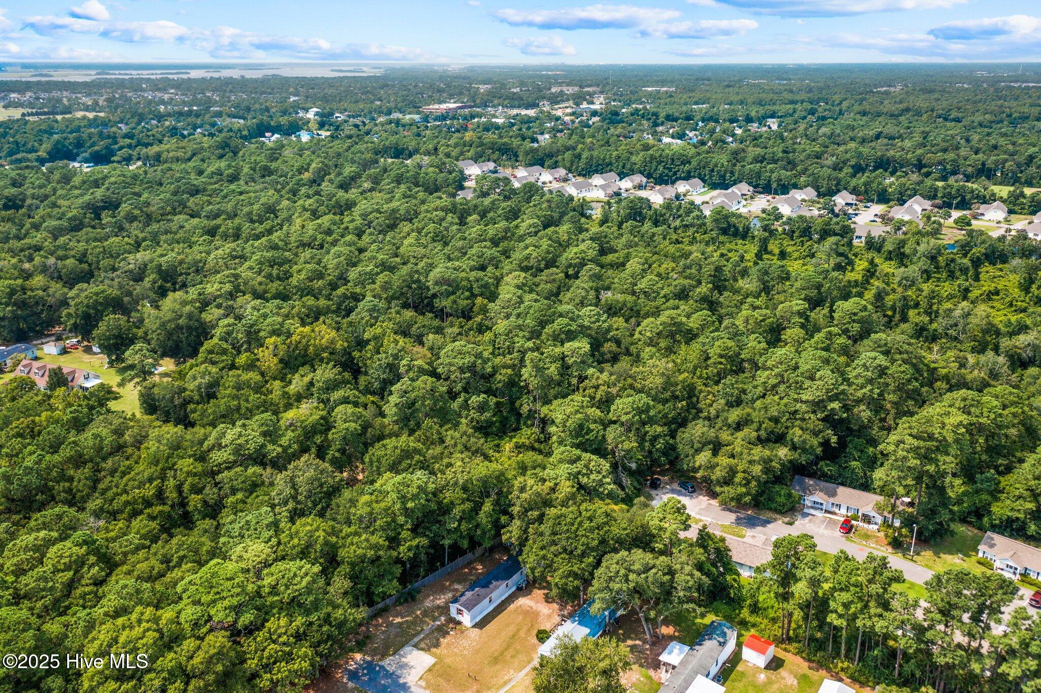6661 Carolina Beach Road Property Photo 3