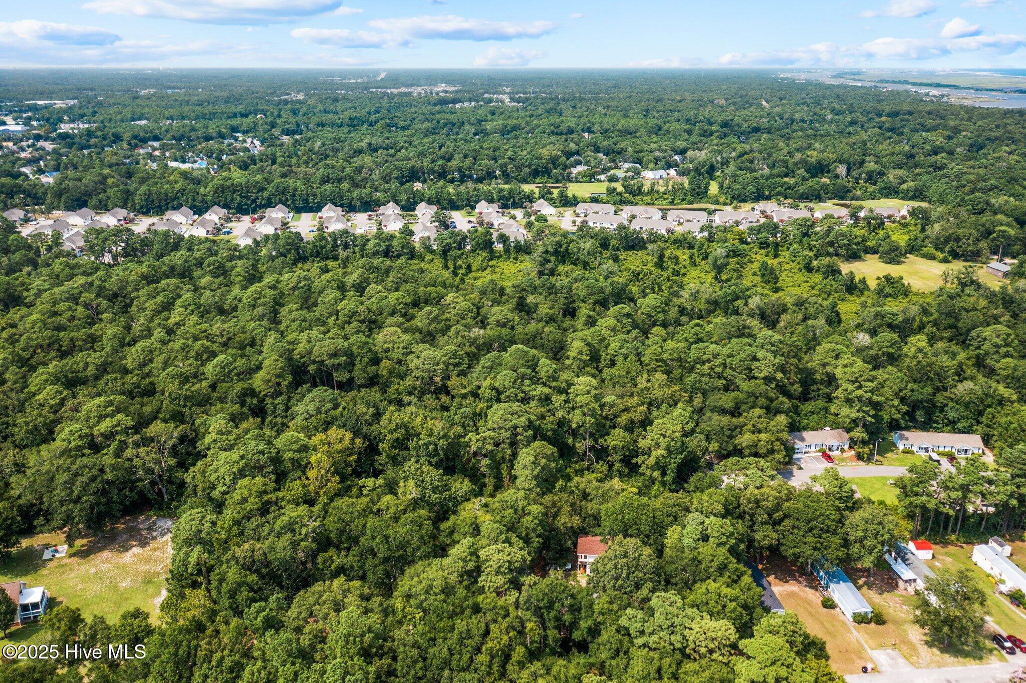 6661 Carolina Beach Road Property Photo 4