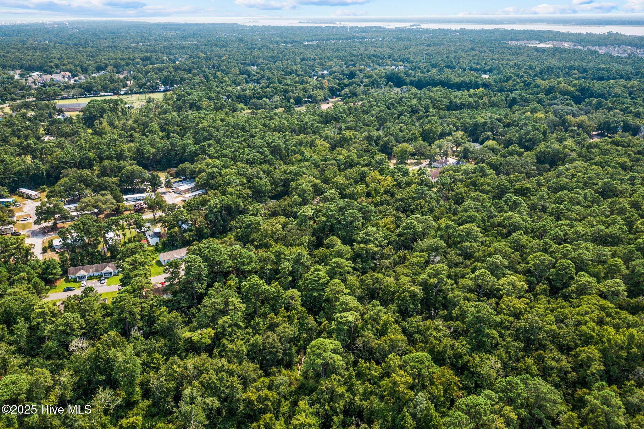 6661 Carolina Beach Road Property Photo 8